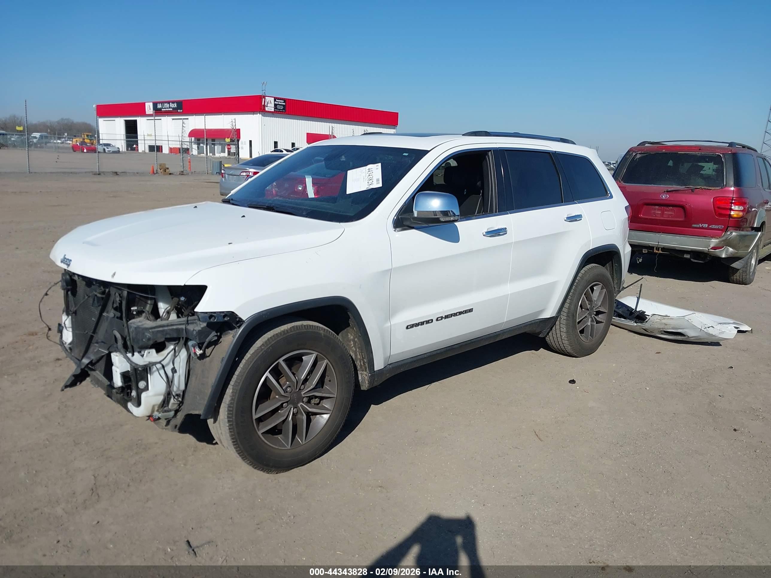 JEEP GRAND image 2