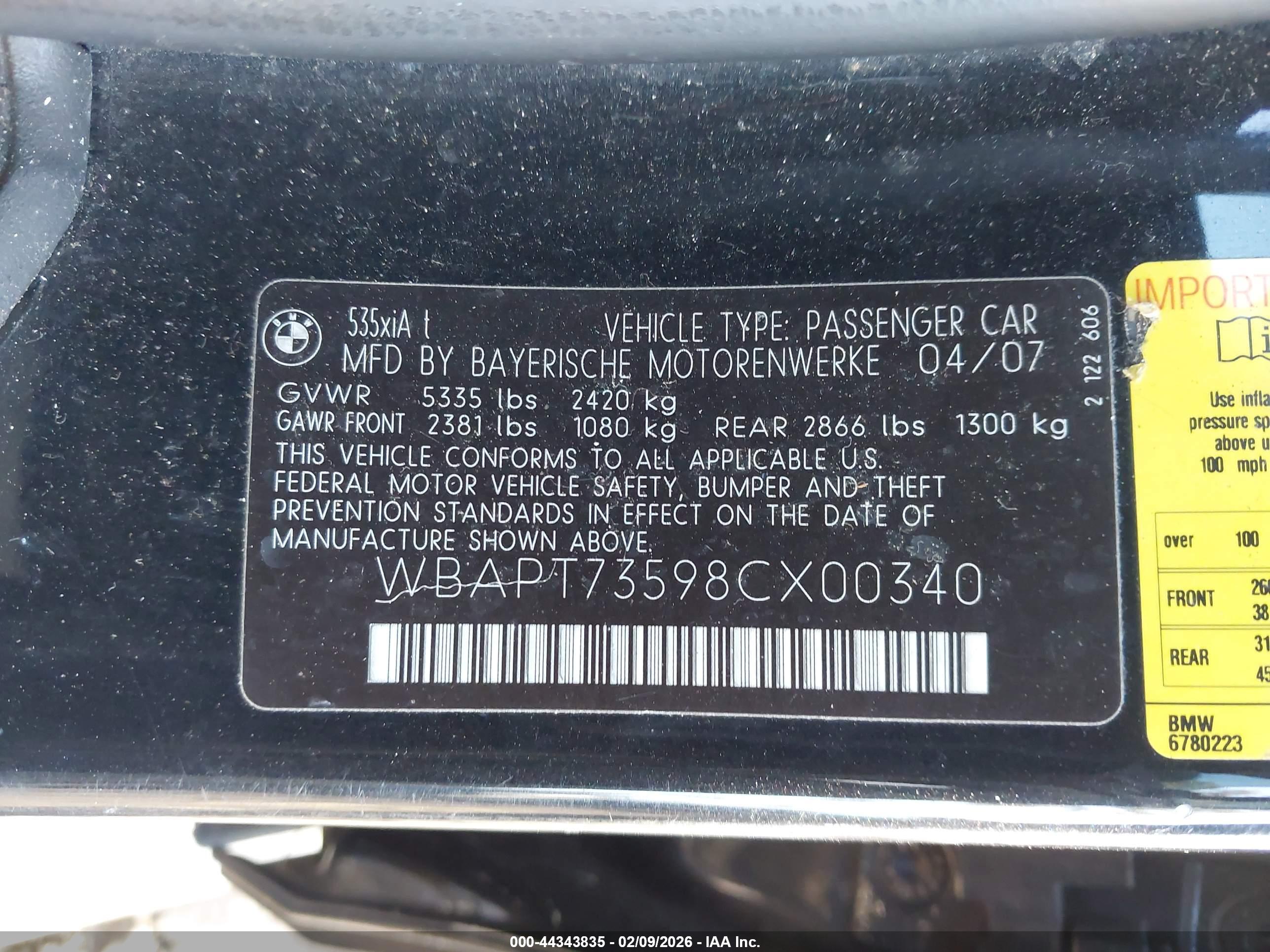 BMW 535XI image 9