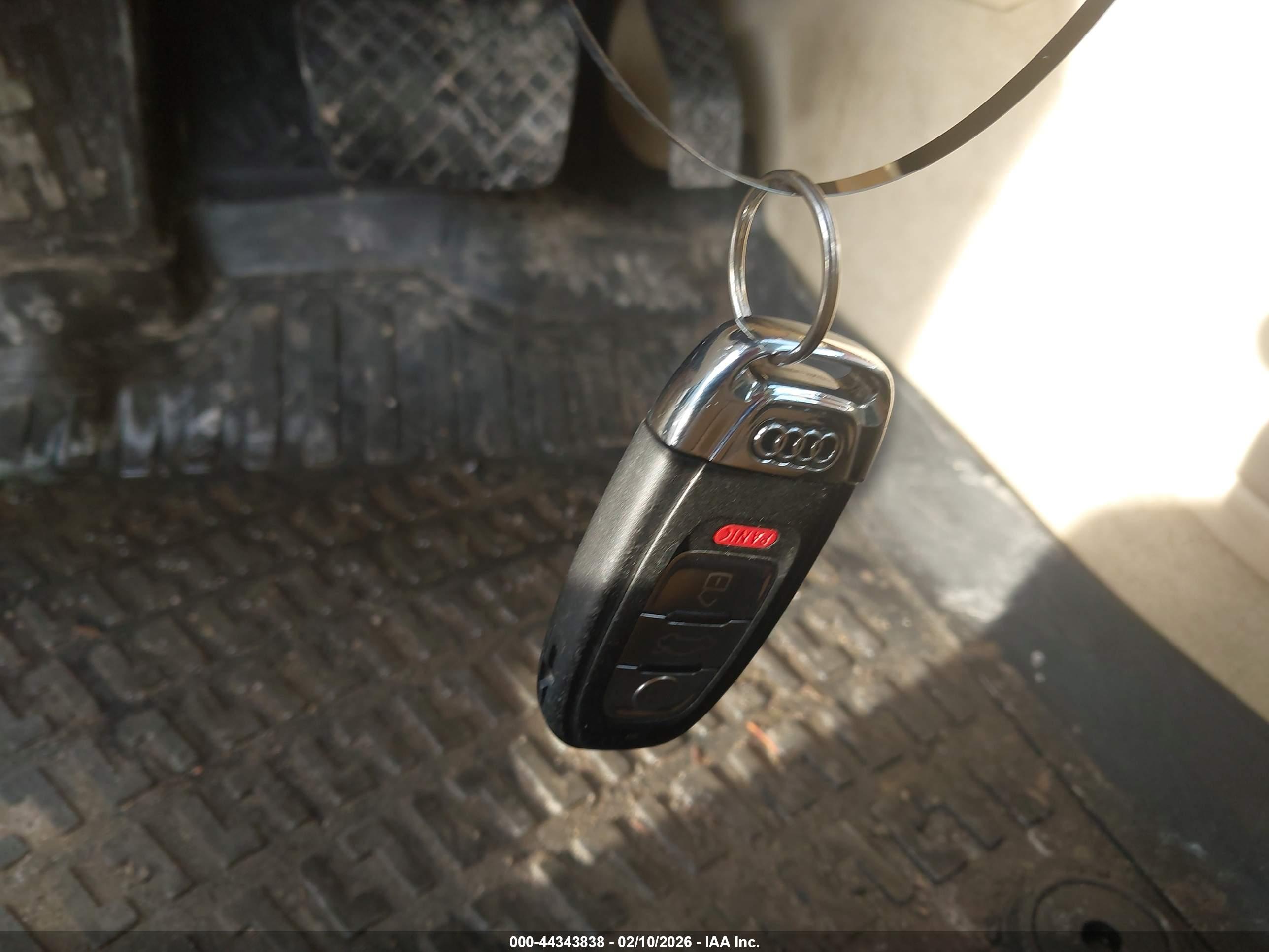 AUDI A6 image 11