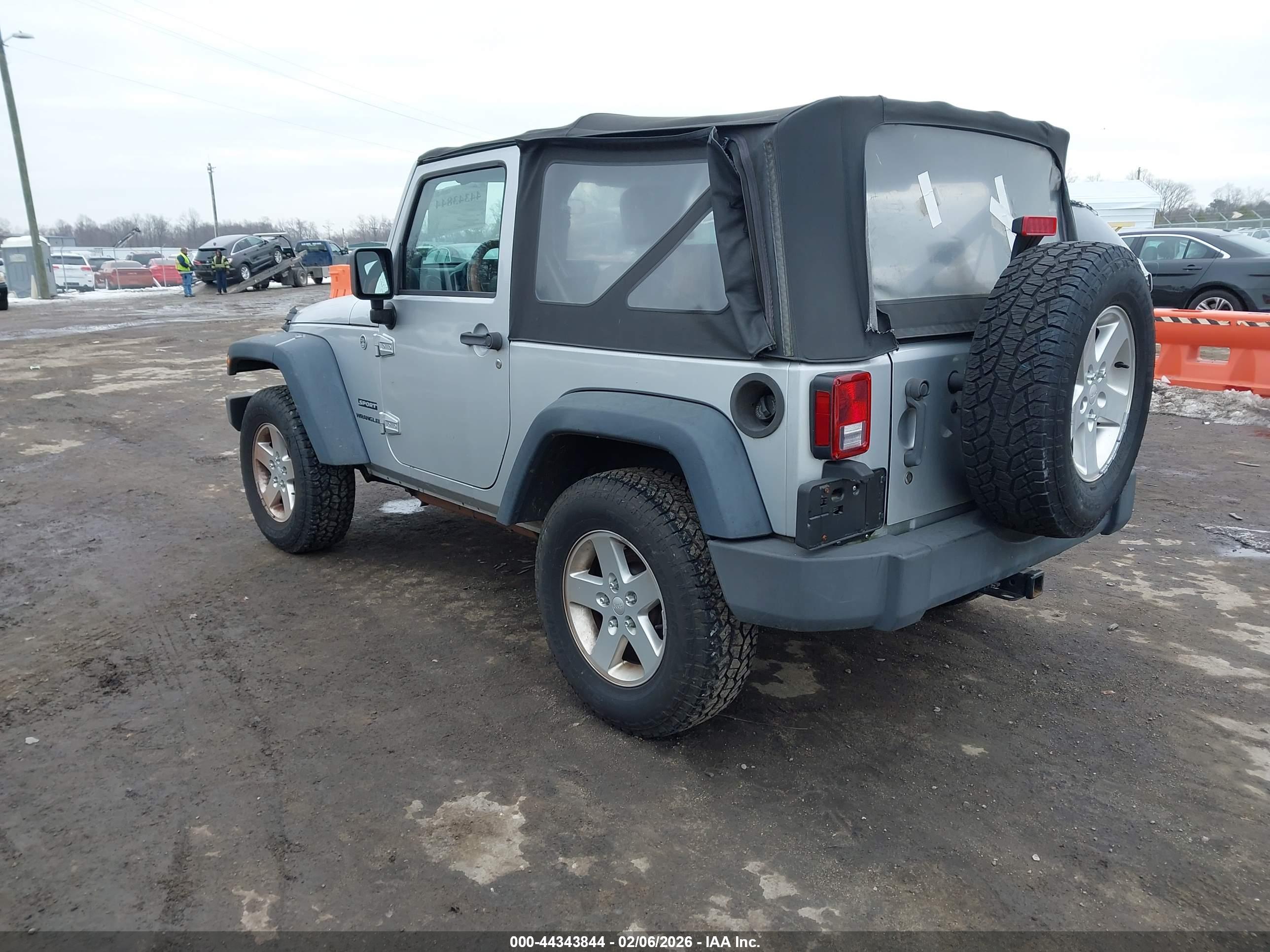 JEEP WRANGLER image 3