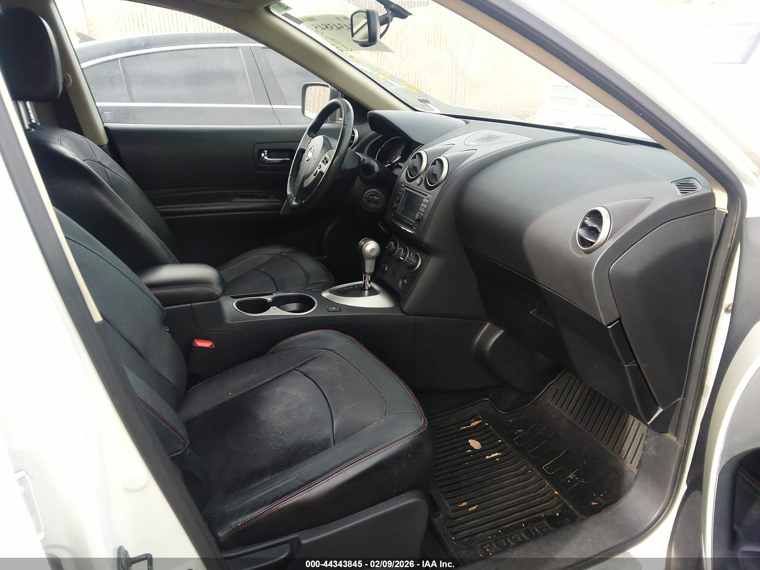 NISSAN ROGUE image 5