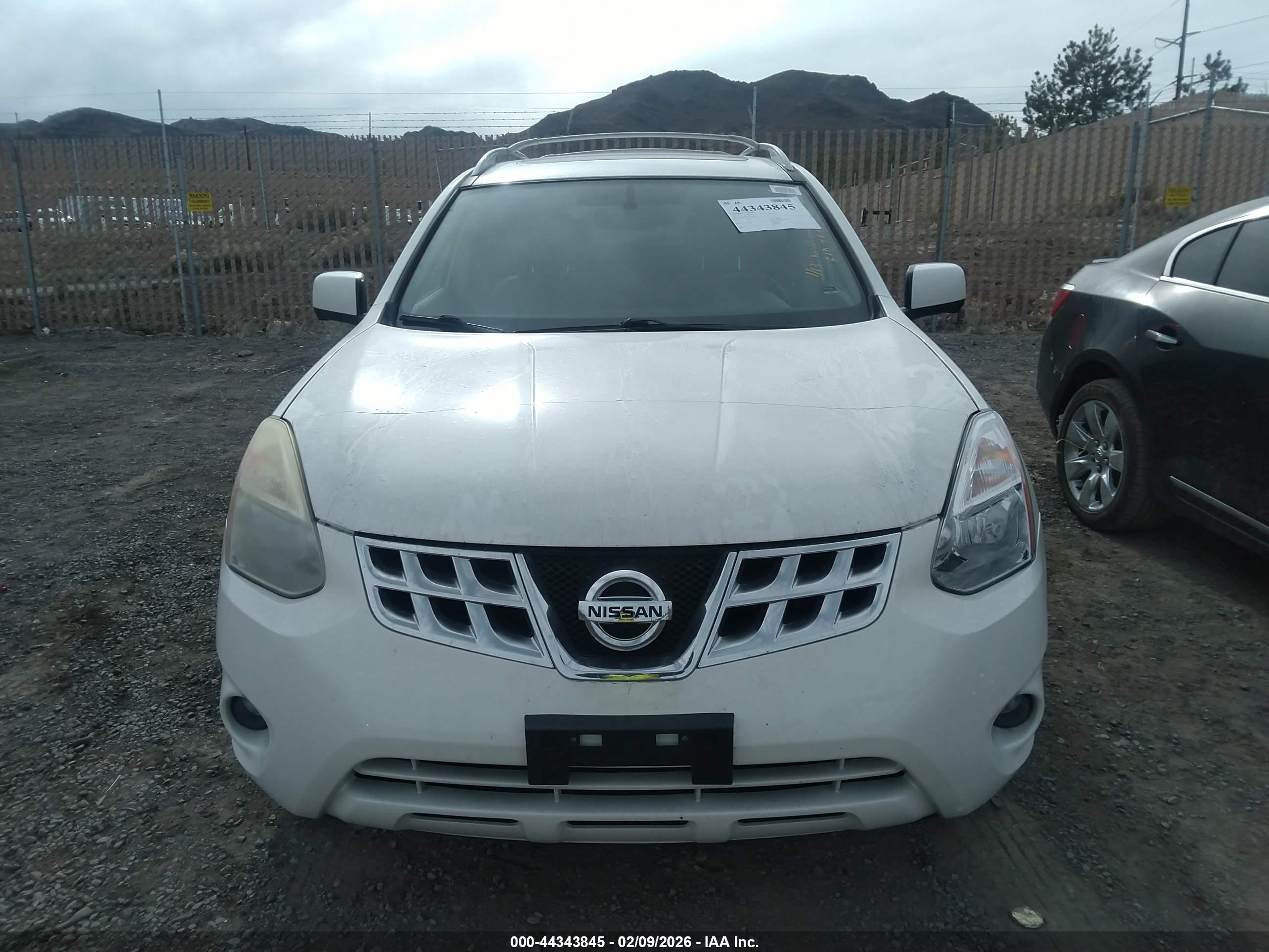 NISSAN ROGUE image 6