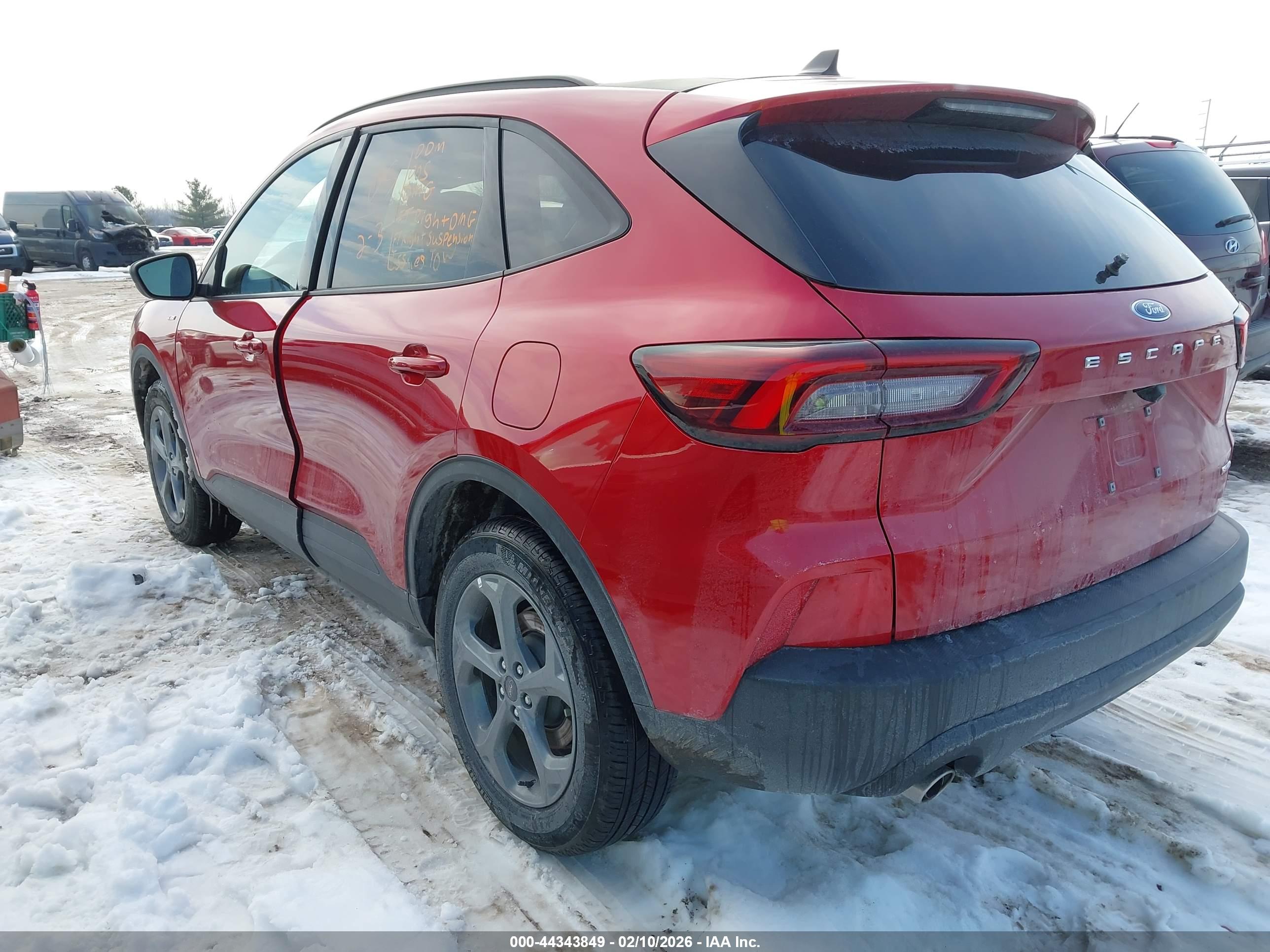 FORD ESCAPE image 3