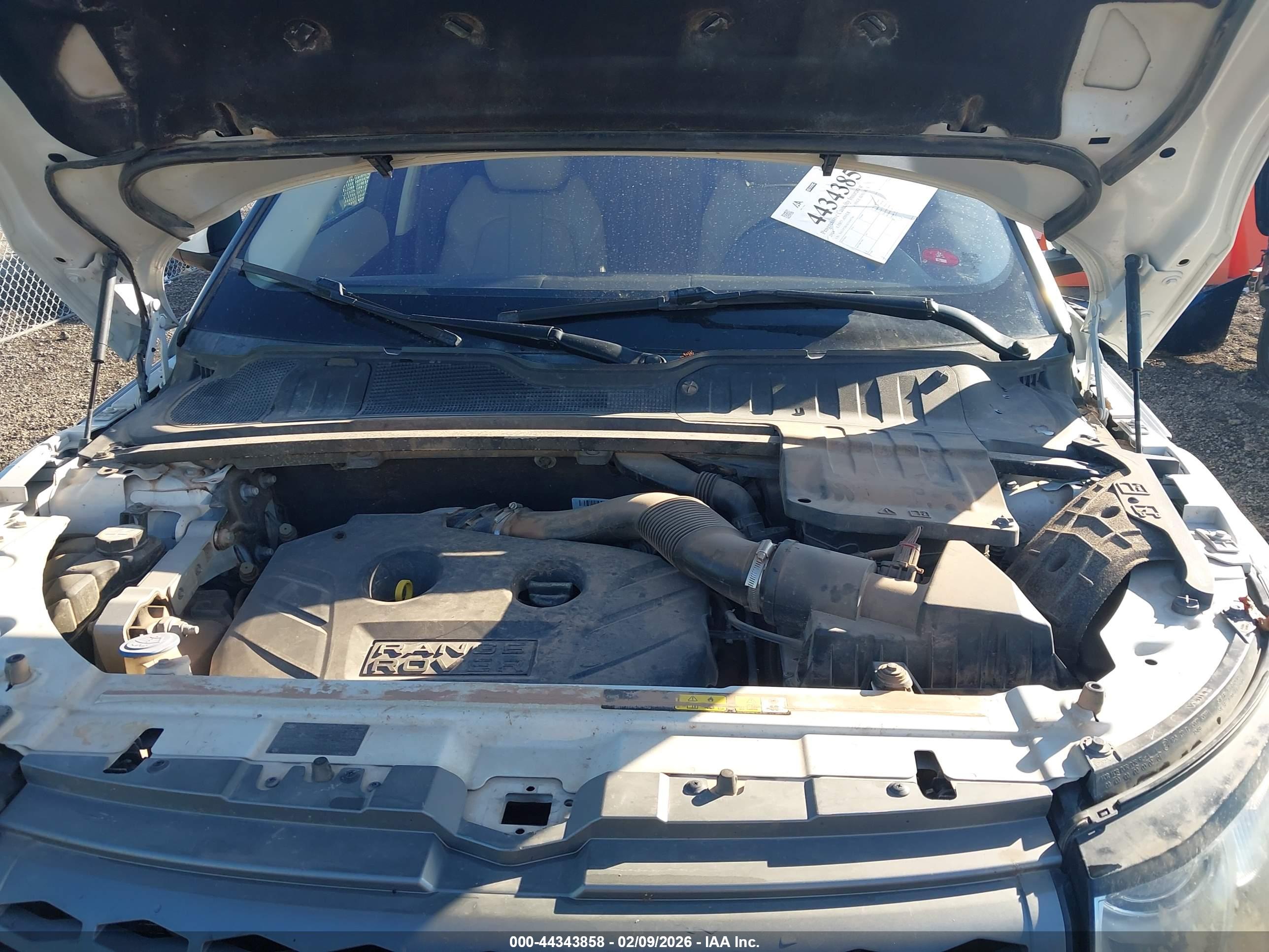 LAND ROVER image 10