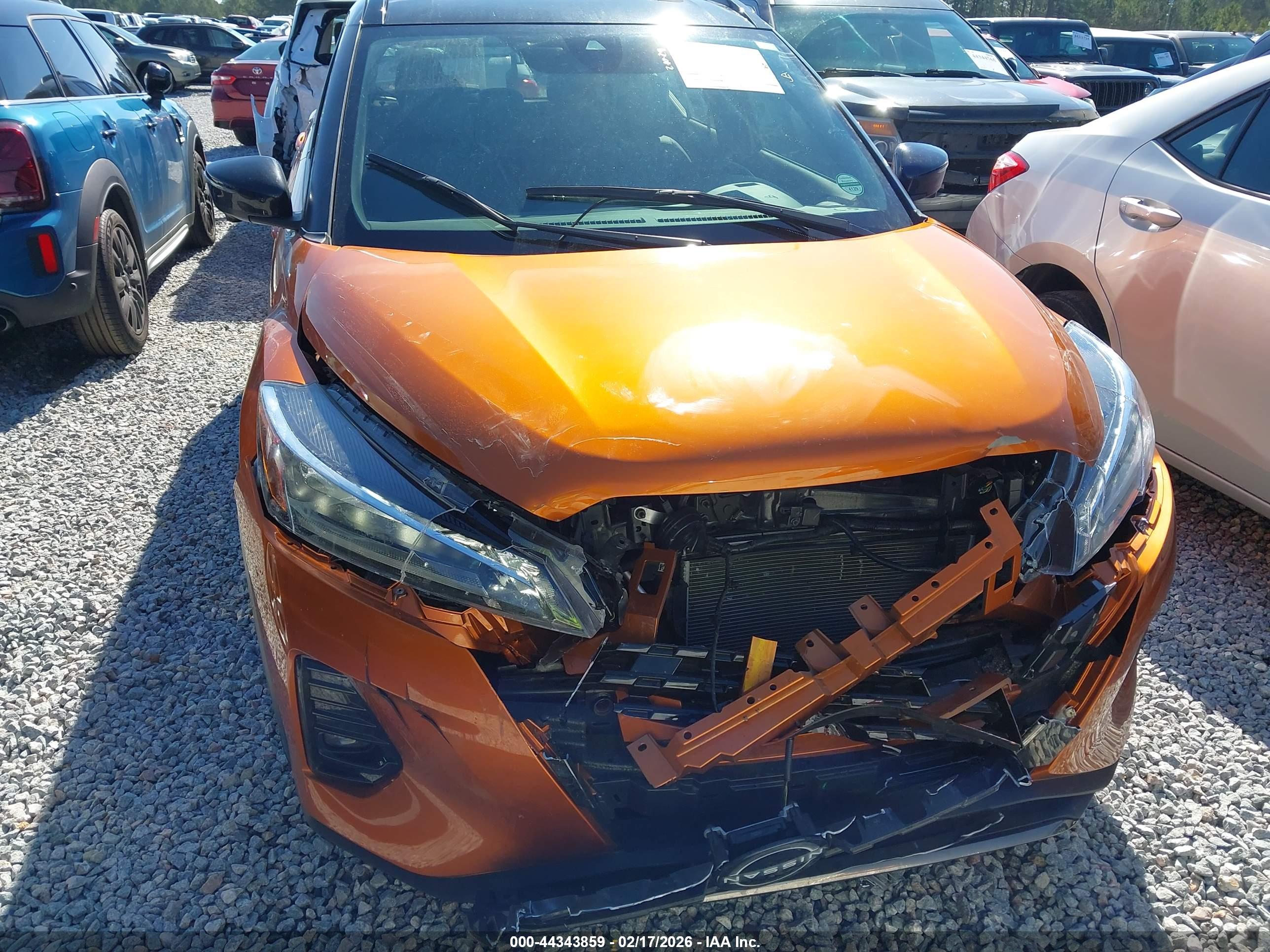NISSAN KICKS image 6