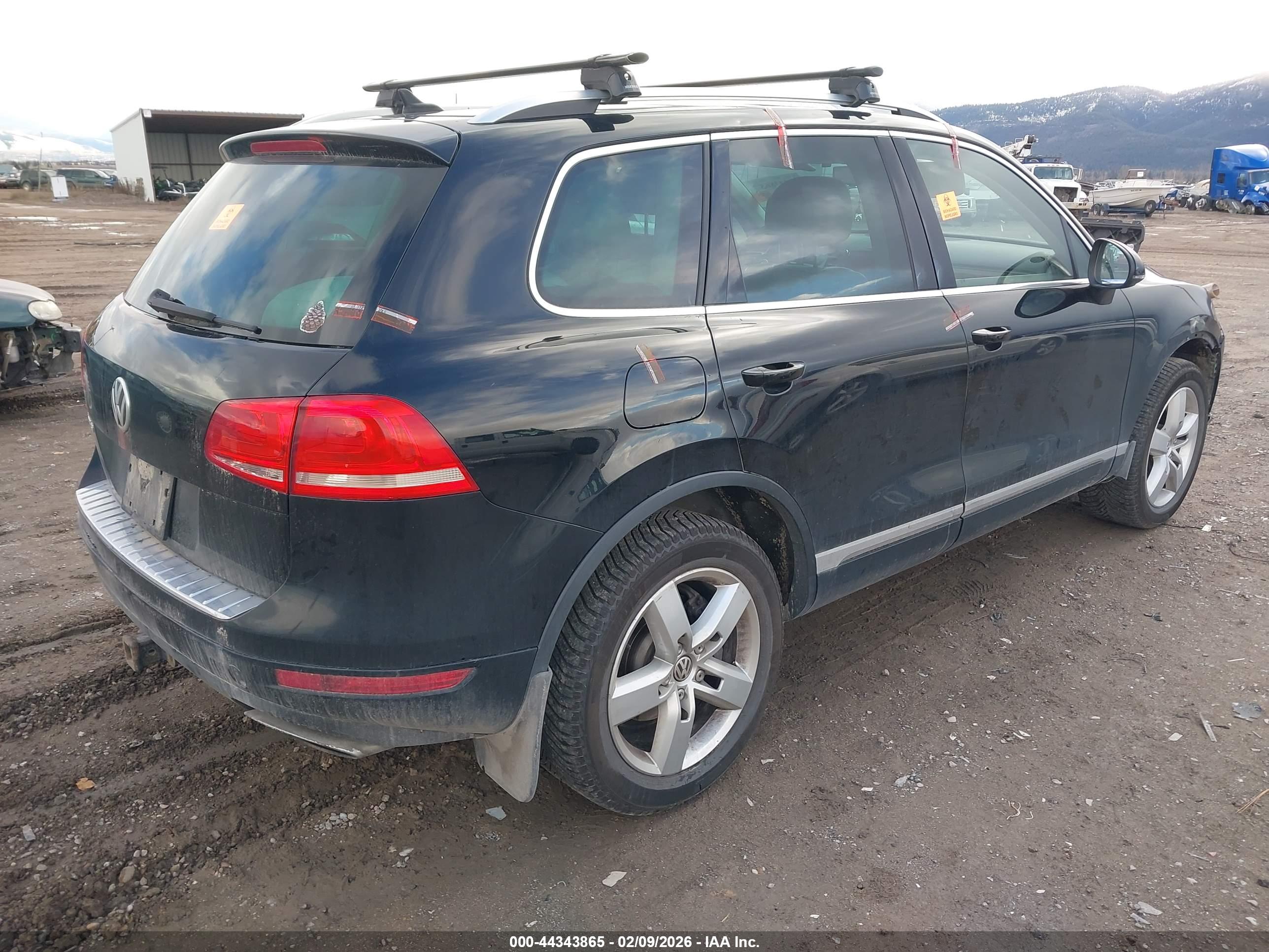 VOLKSWAGEN TOUAREG image 4