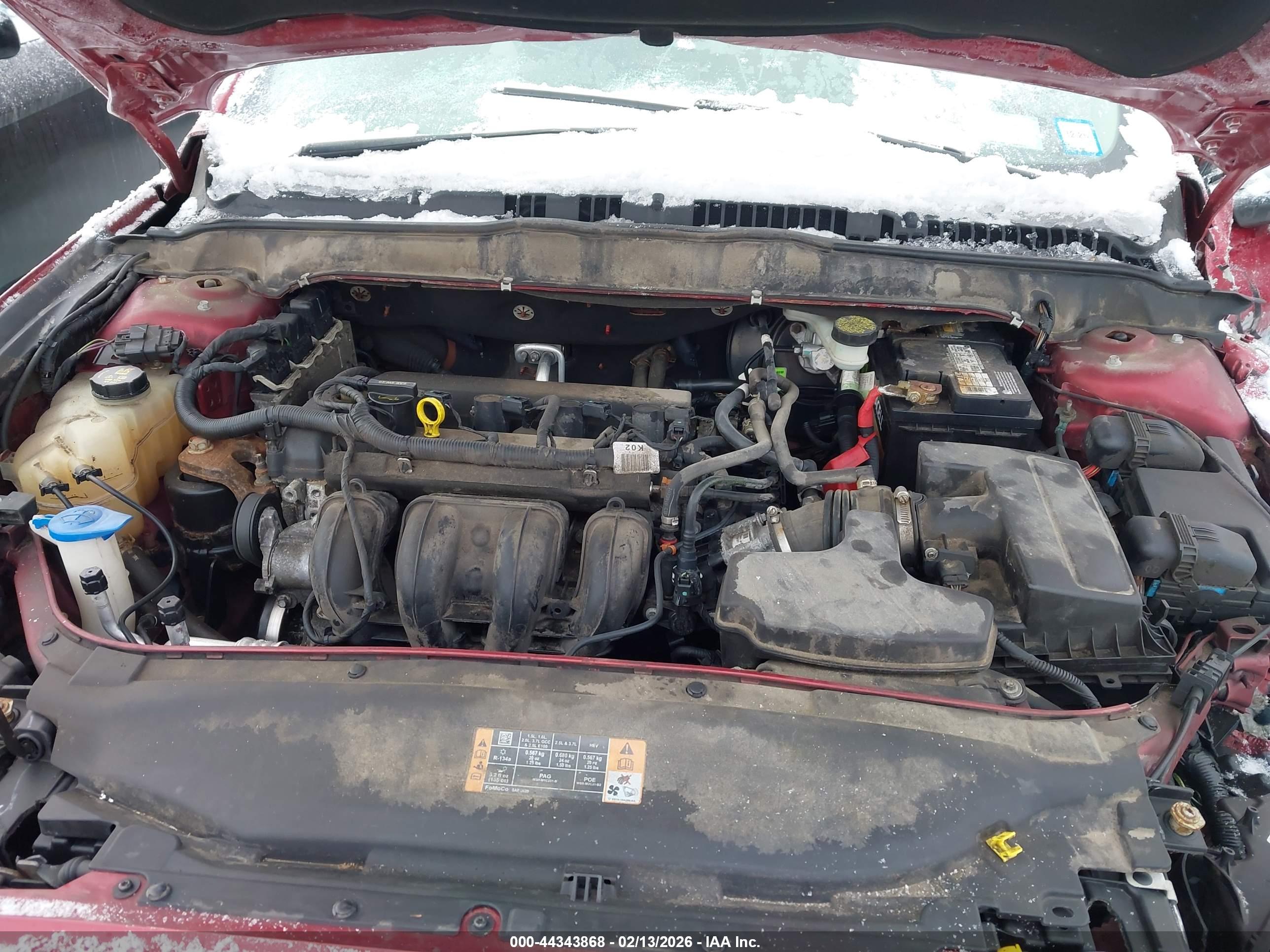 FORD FUSION image 10