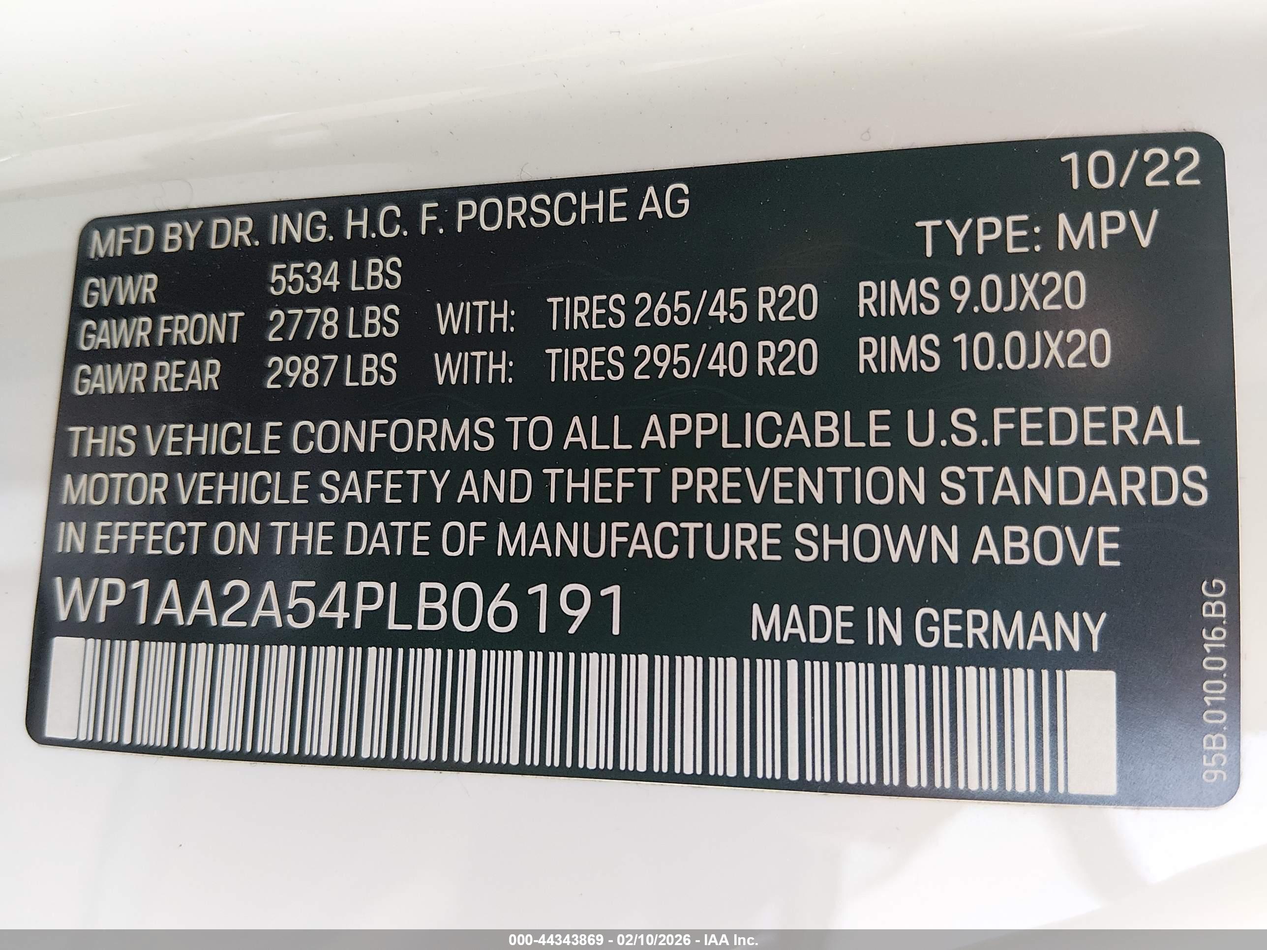 PORSCHE MACAN image 9