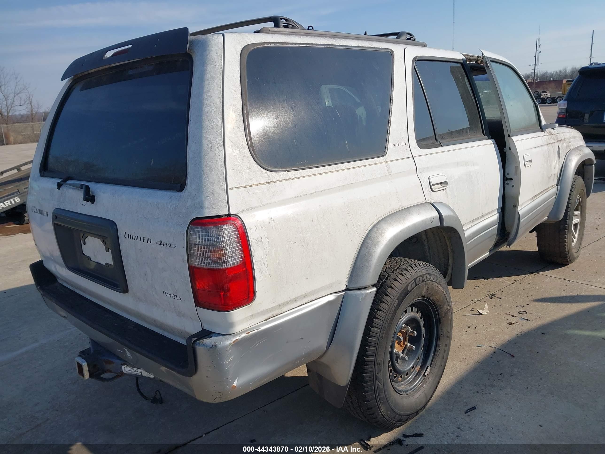 TOYOTA 4RUNNER image 4