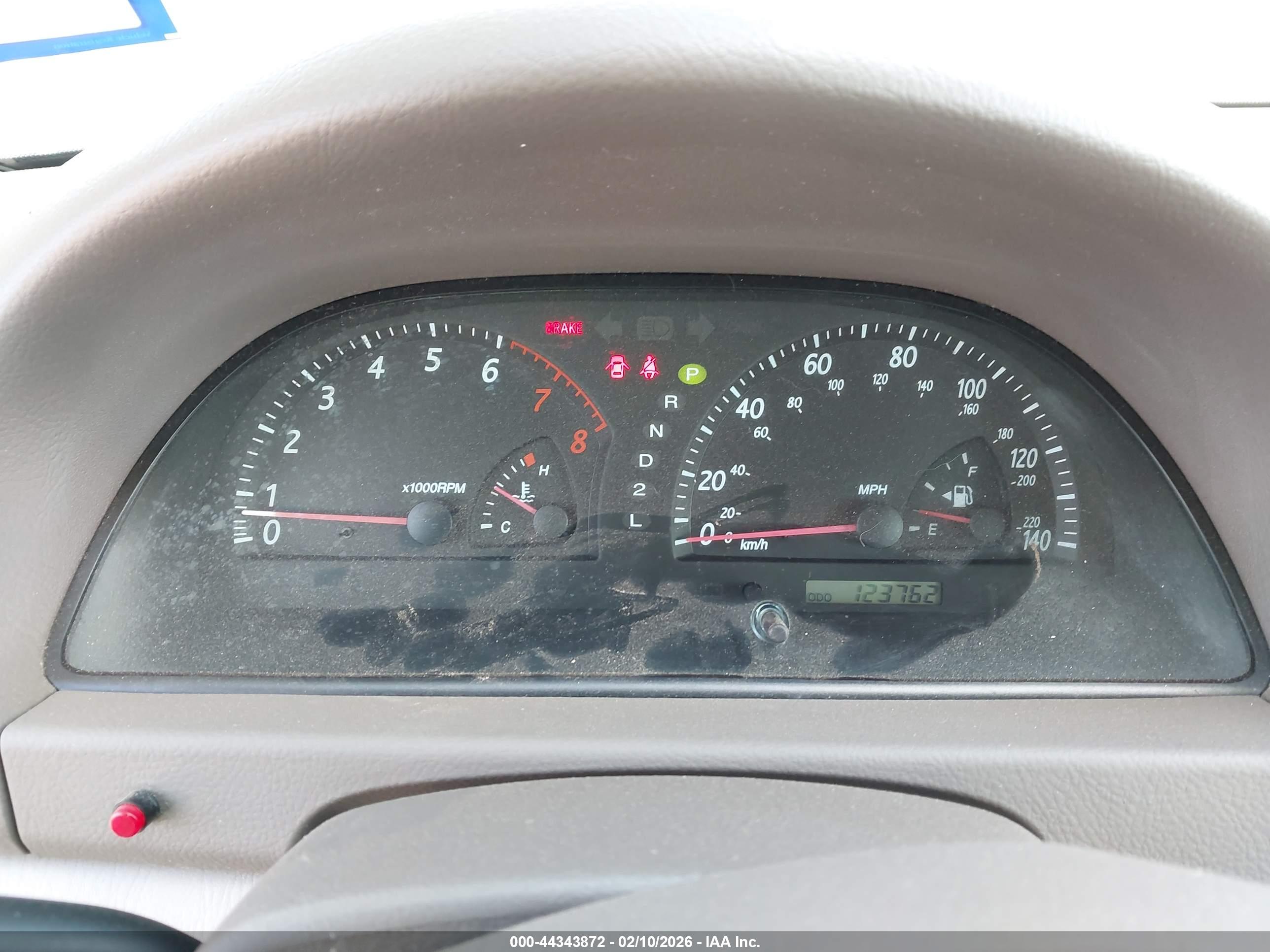 TOYOTA CAMRY image 7