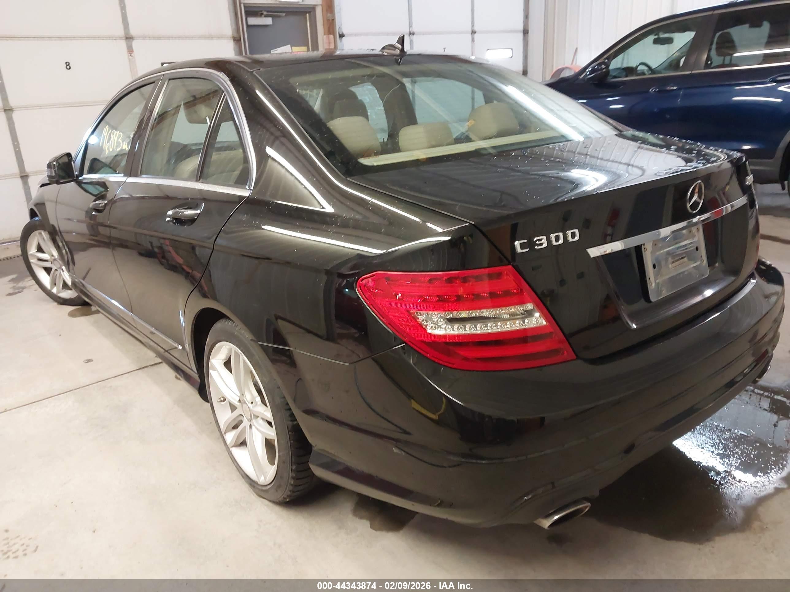 MERCEDES-BENZ C image 3