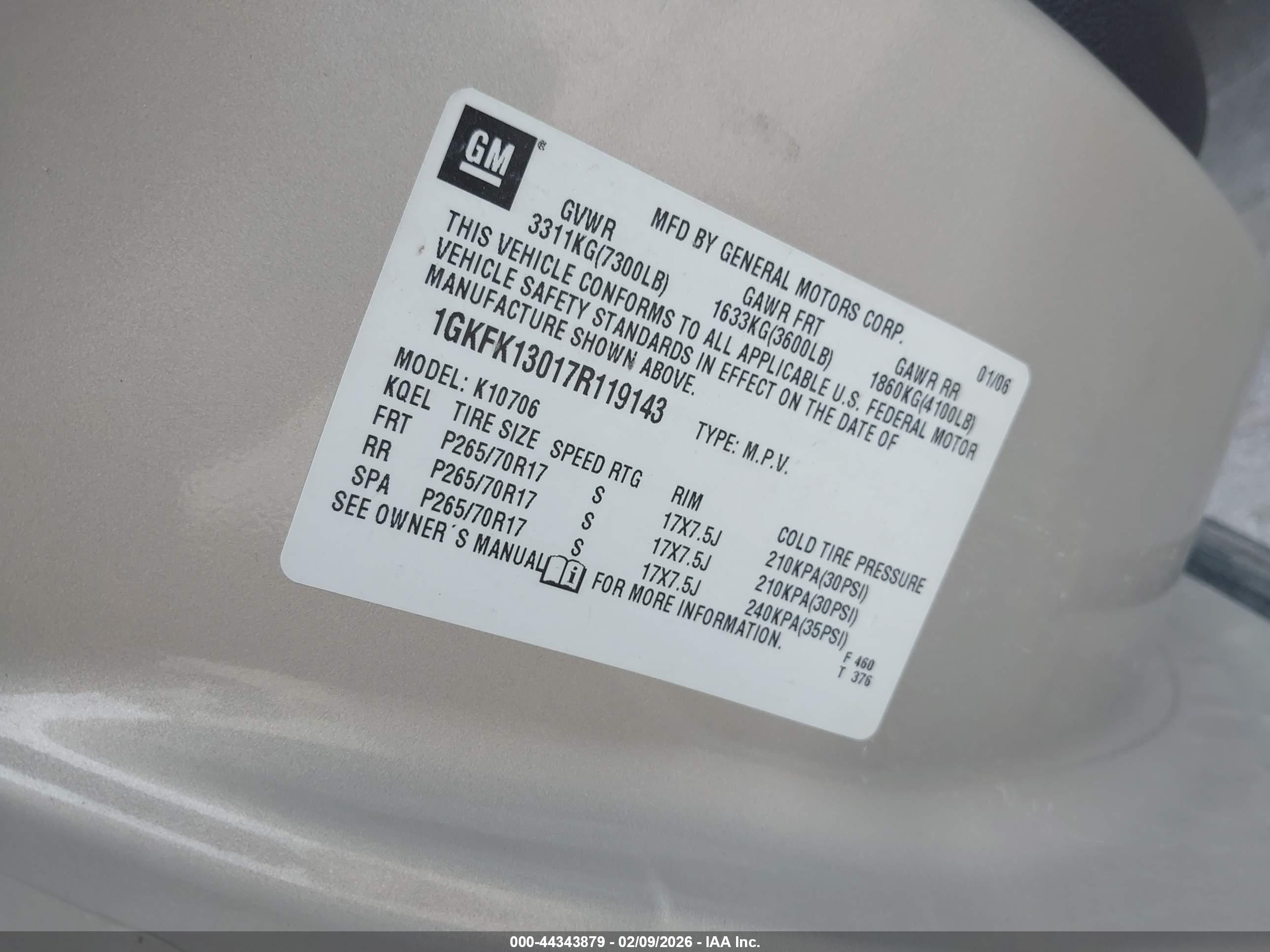 GMC YUKON image 9