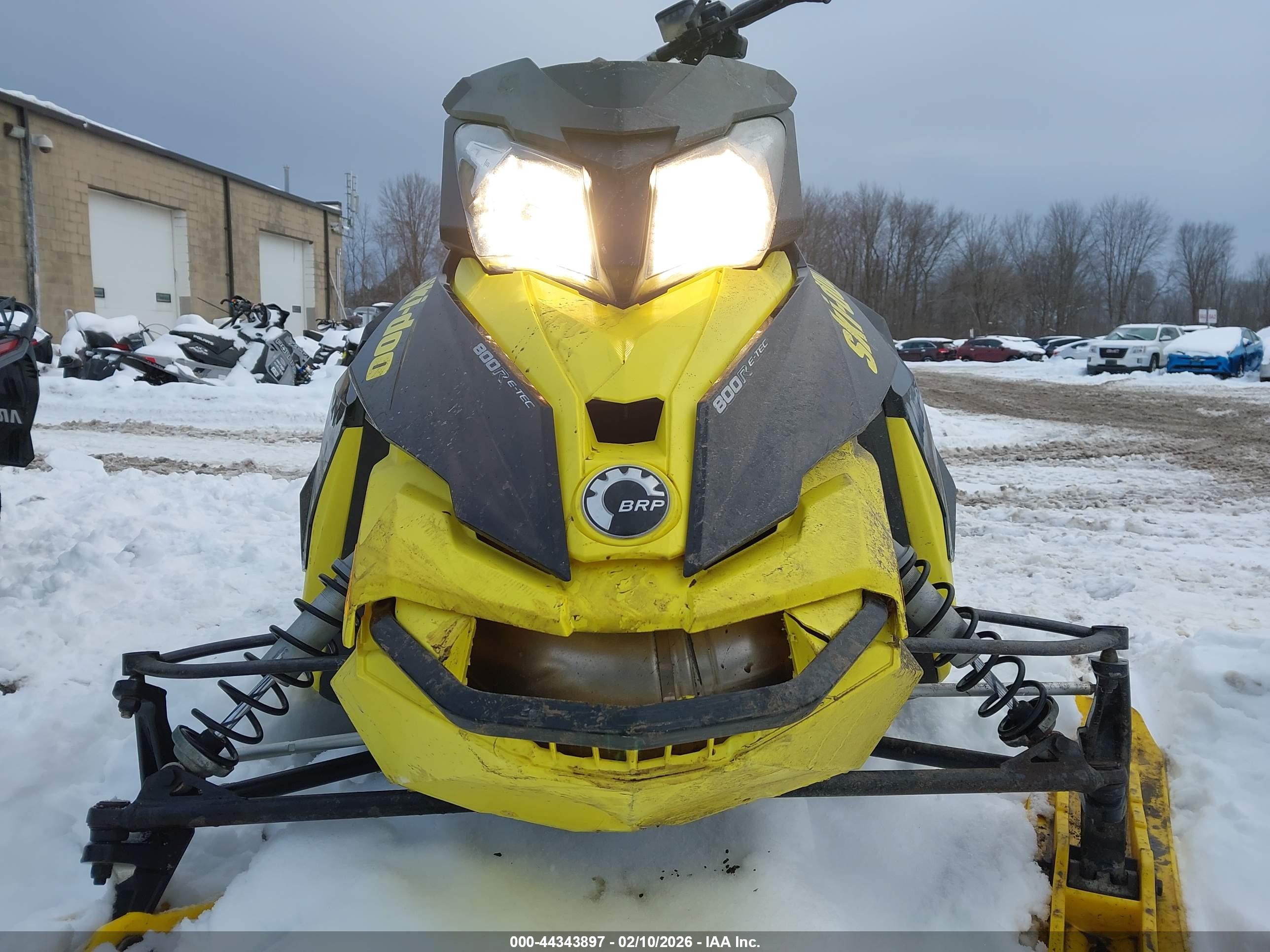 SKIDOO MXZ image 6