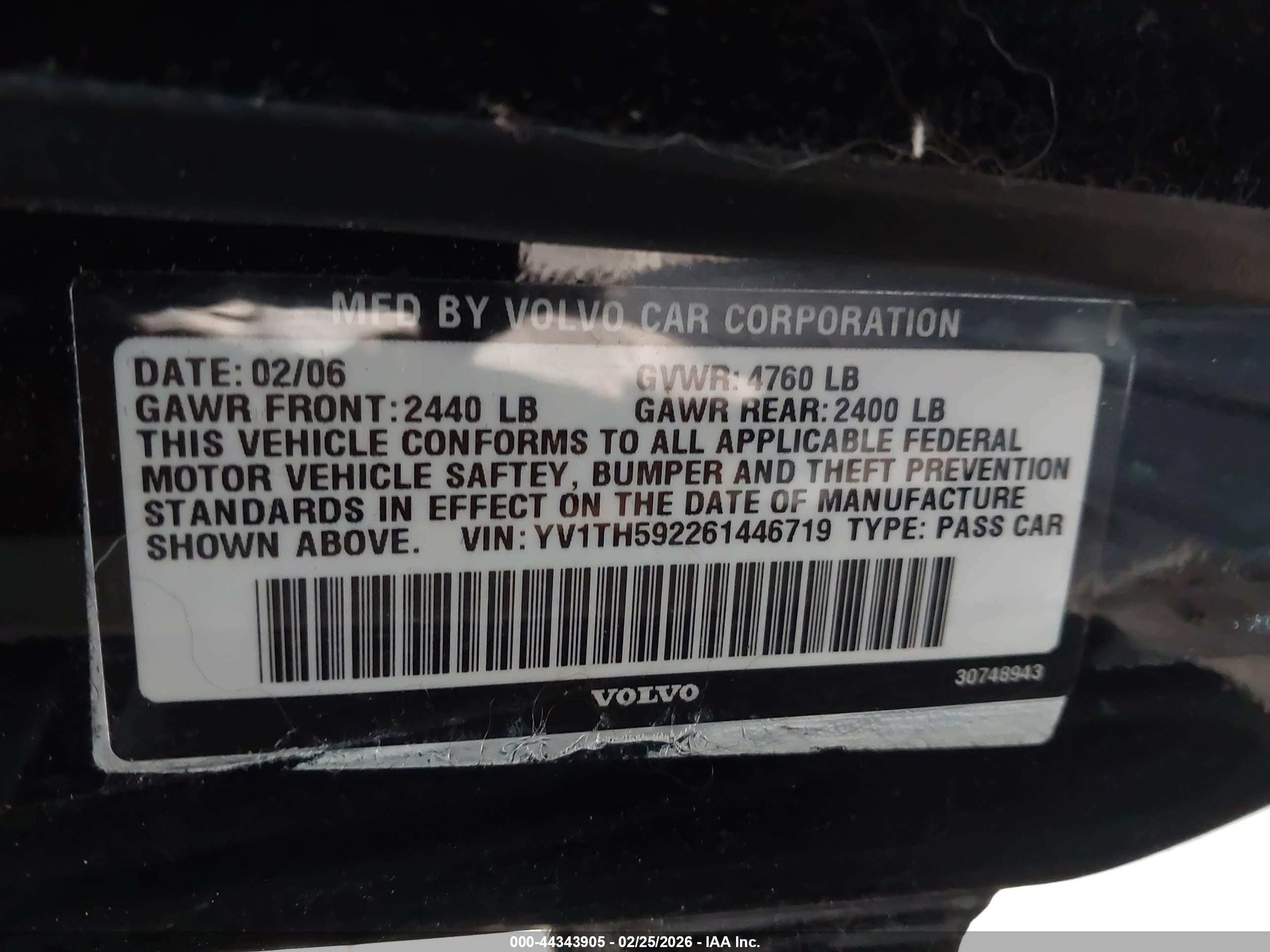 VOLVO S80 image 9
