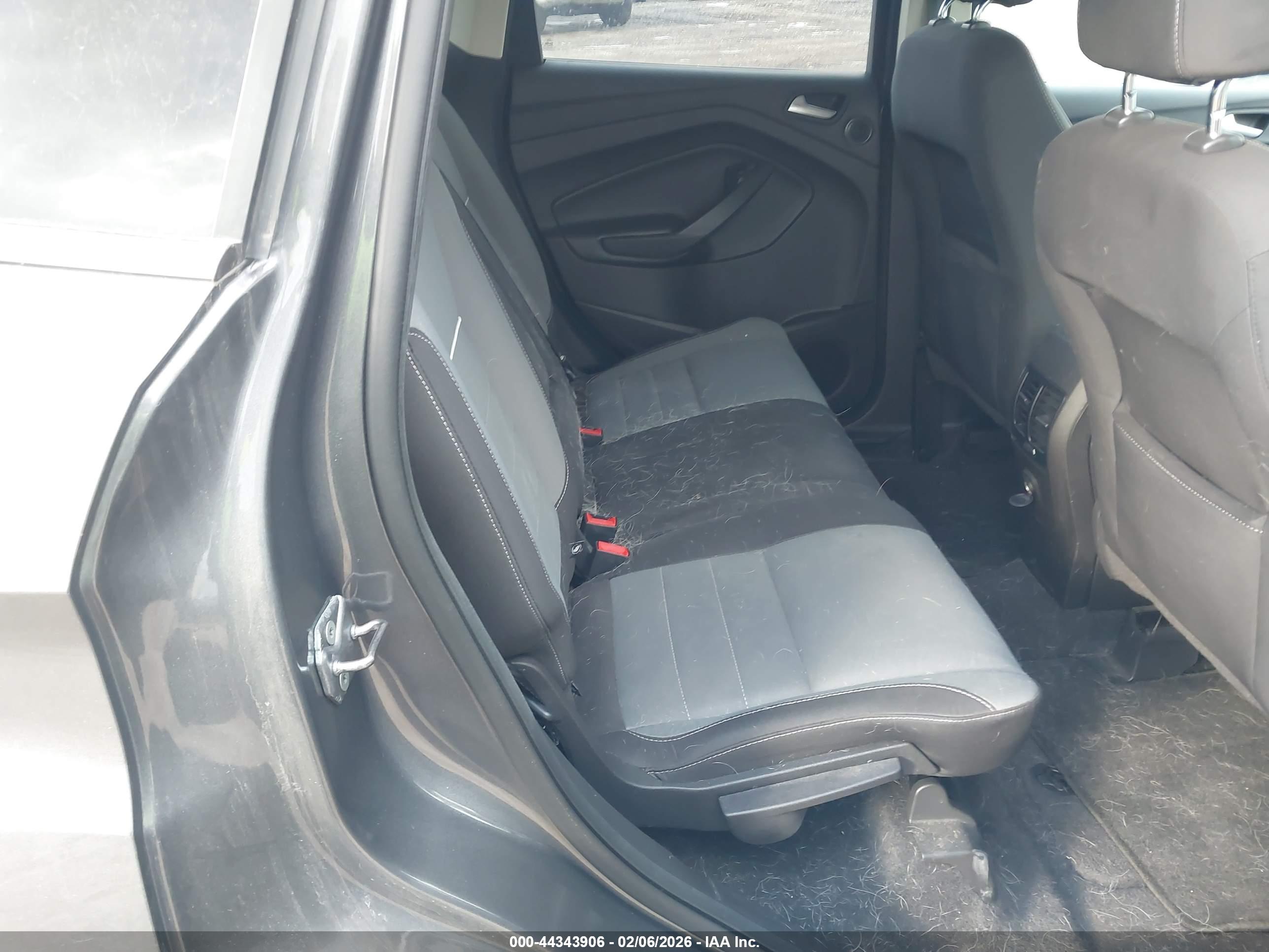 FORD ESCAPE image 8