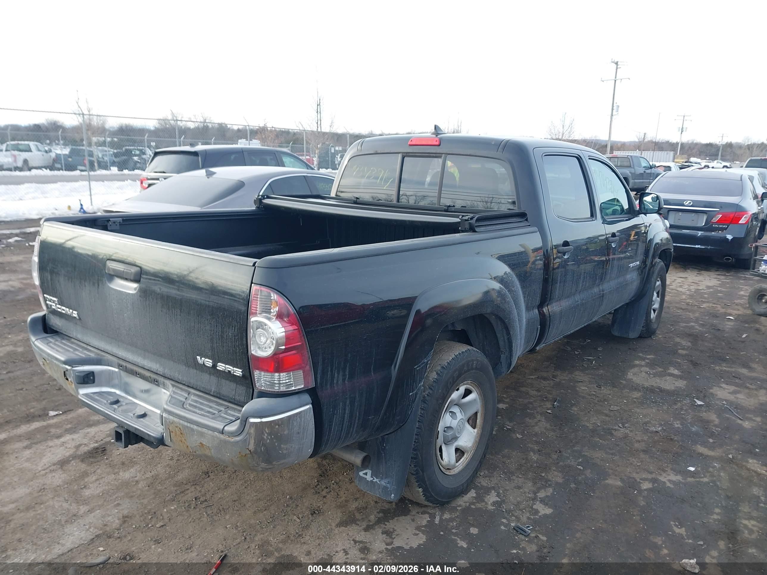 TOYOTA TACOMA image 4