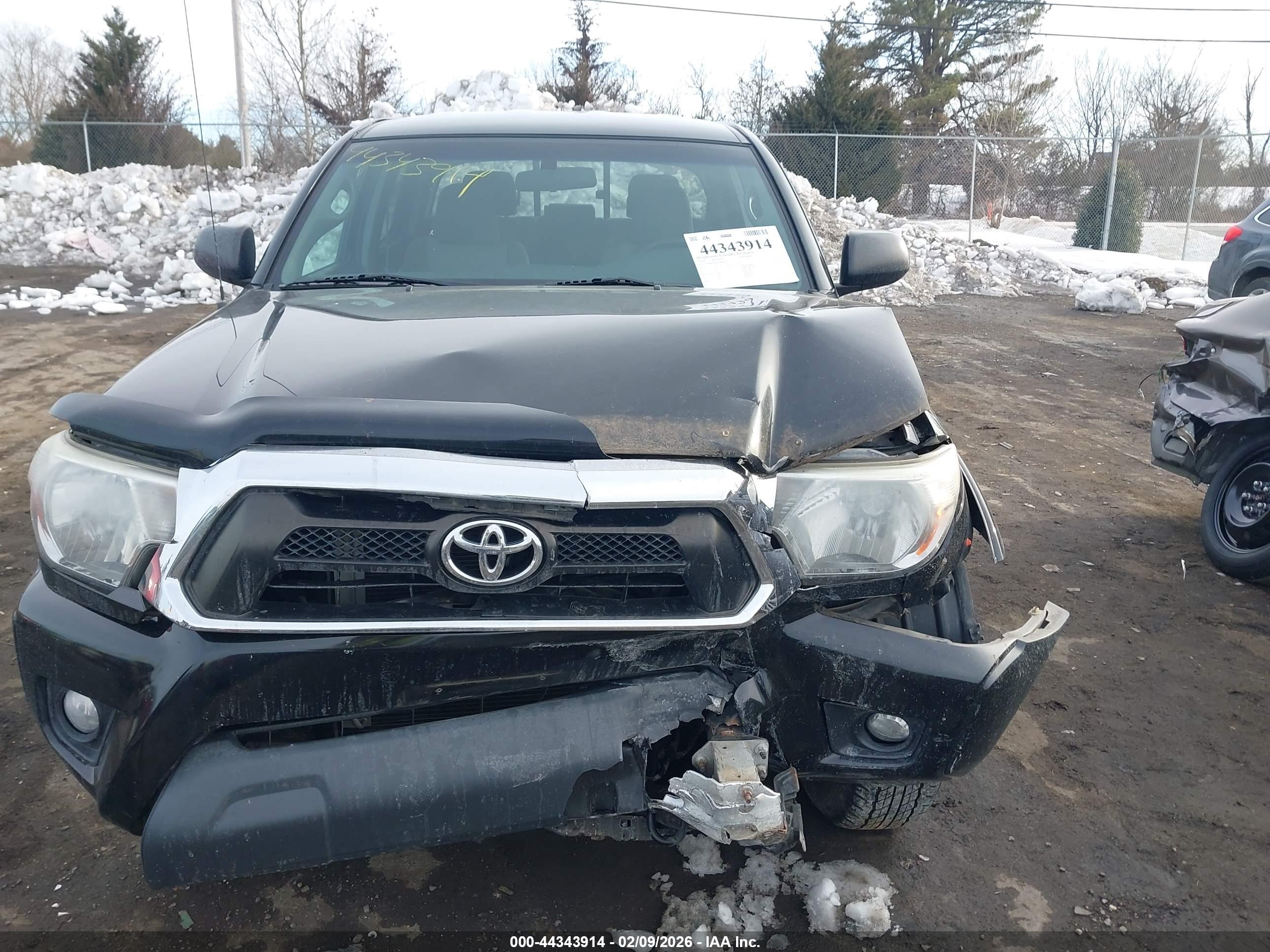 TOYOTA TACOMA image 6