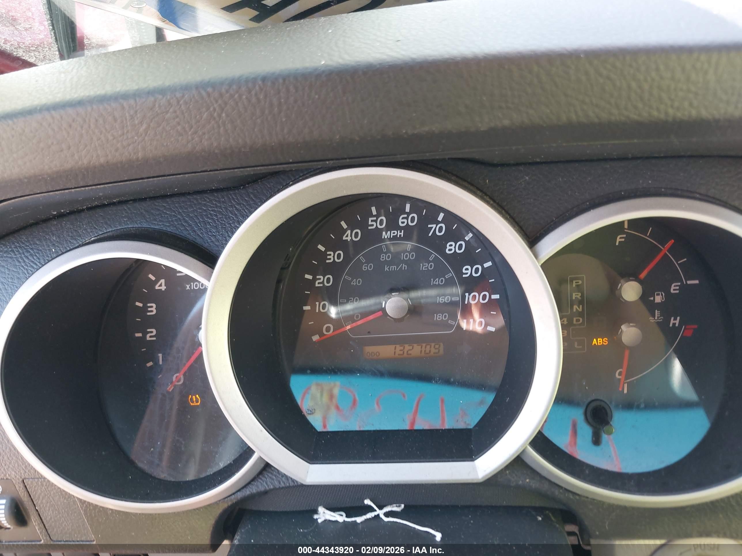 TOYOTA 4RUNNER image 7