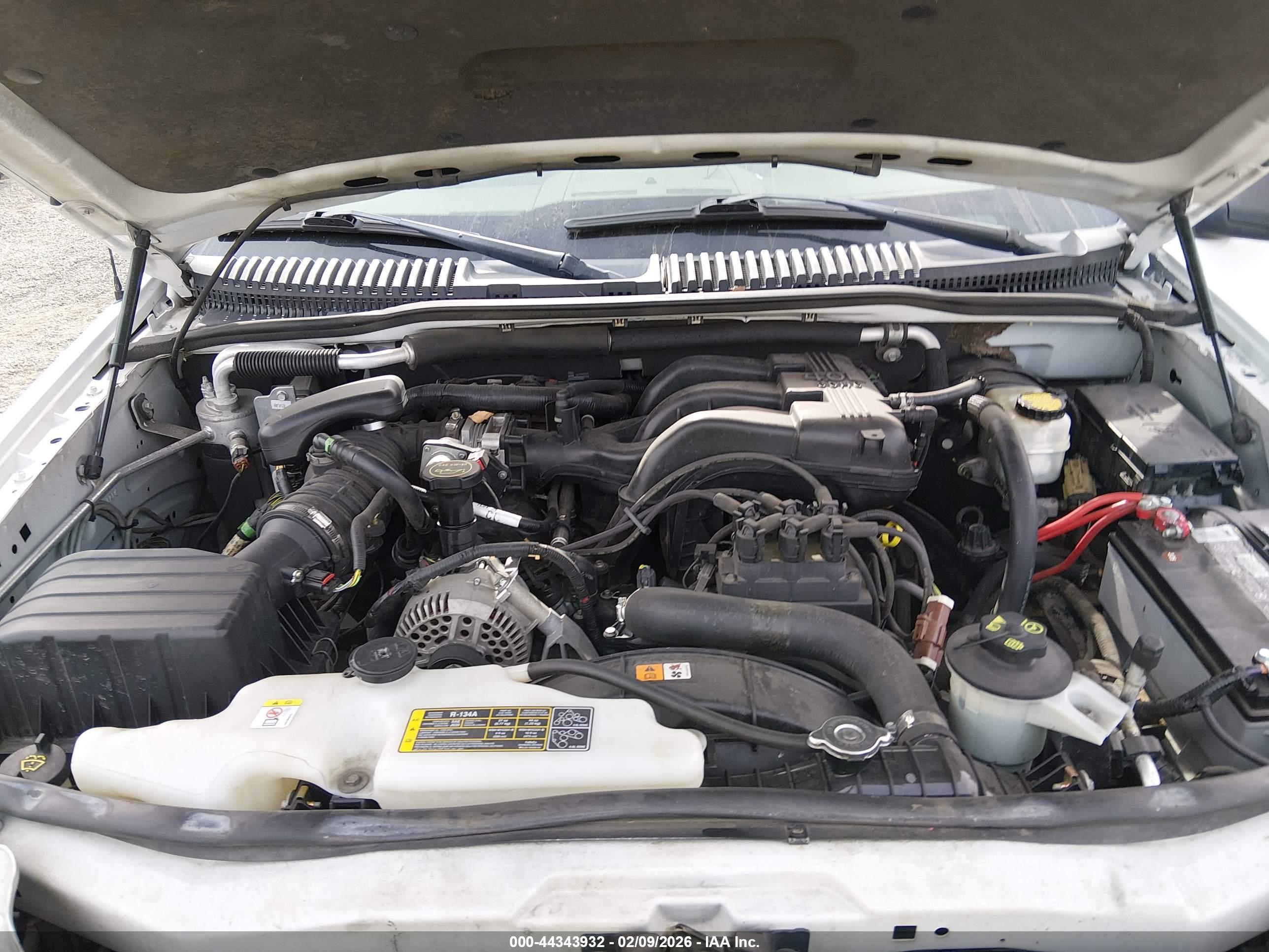 FORD EXPLORER image 10
