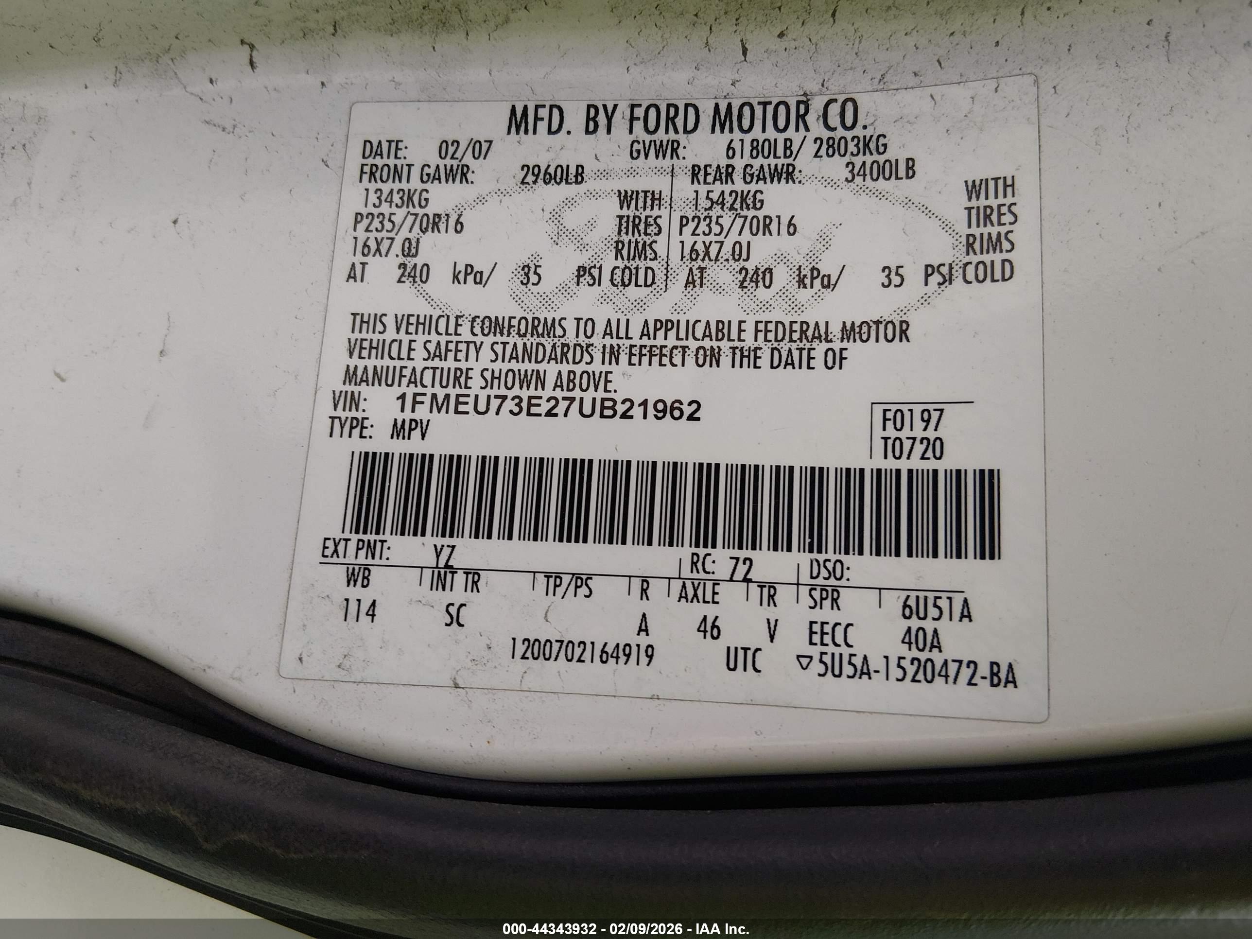FORD EXPLORER image 9