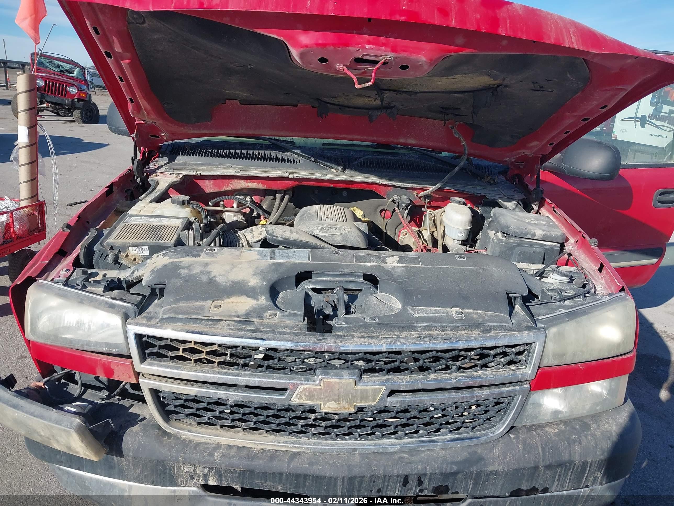 CHEVROLET SILVERADO image 10