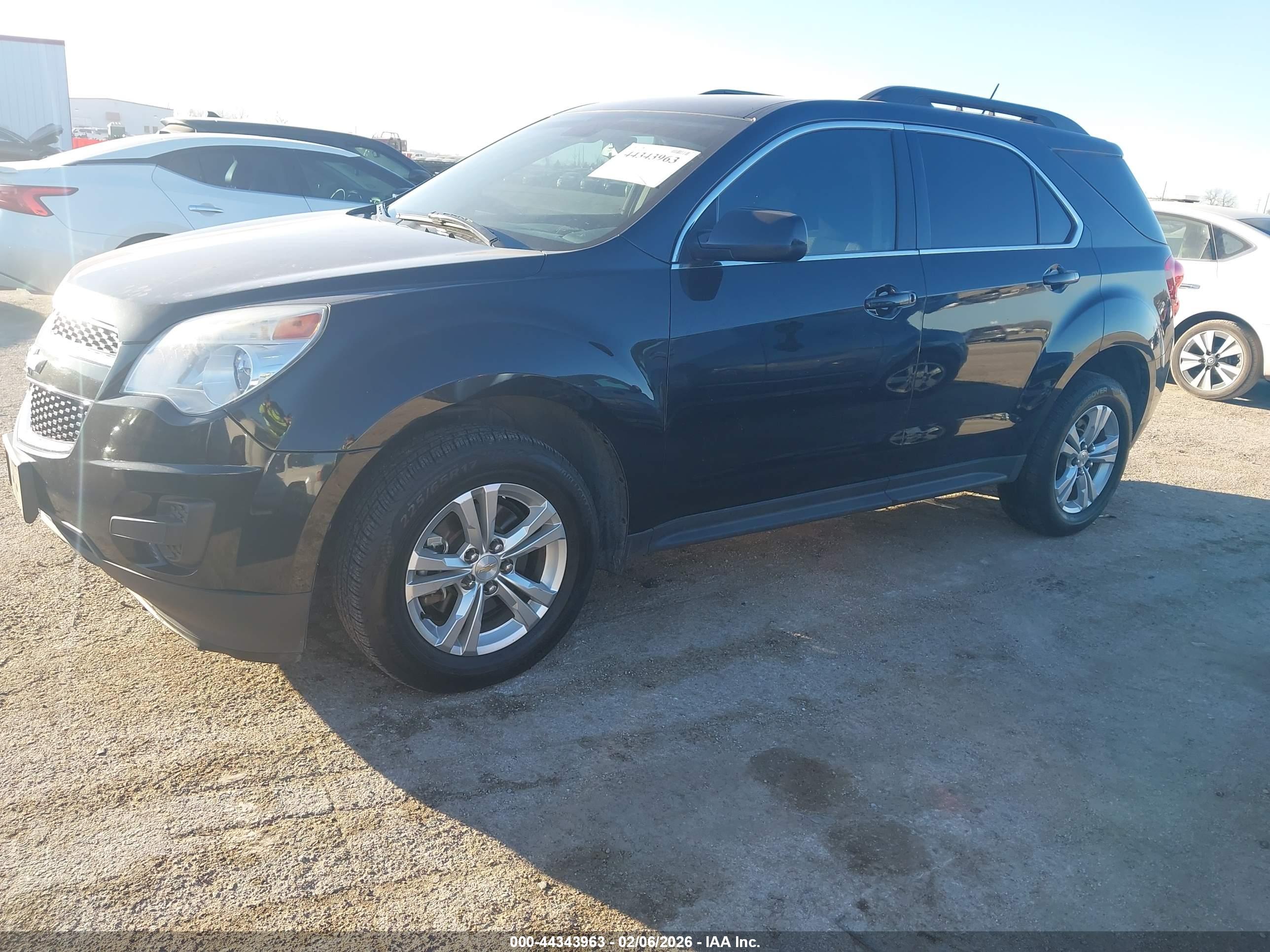 CHEVROLET EQUINOX image 2