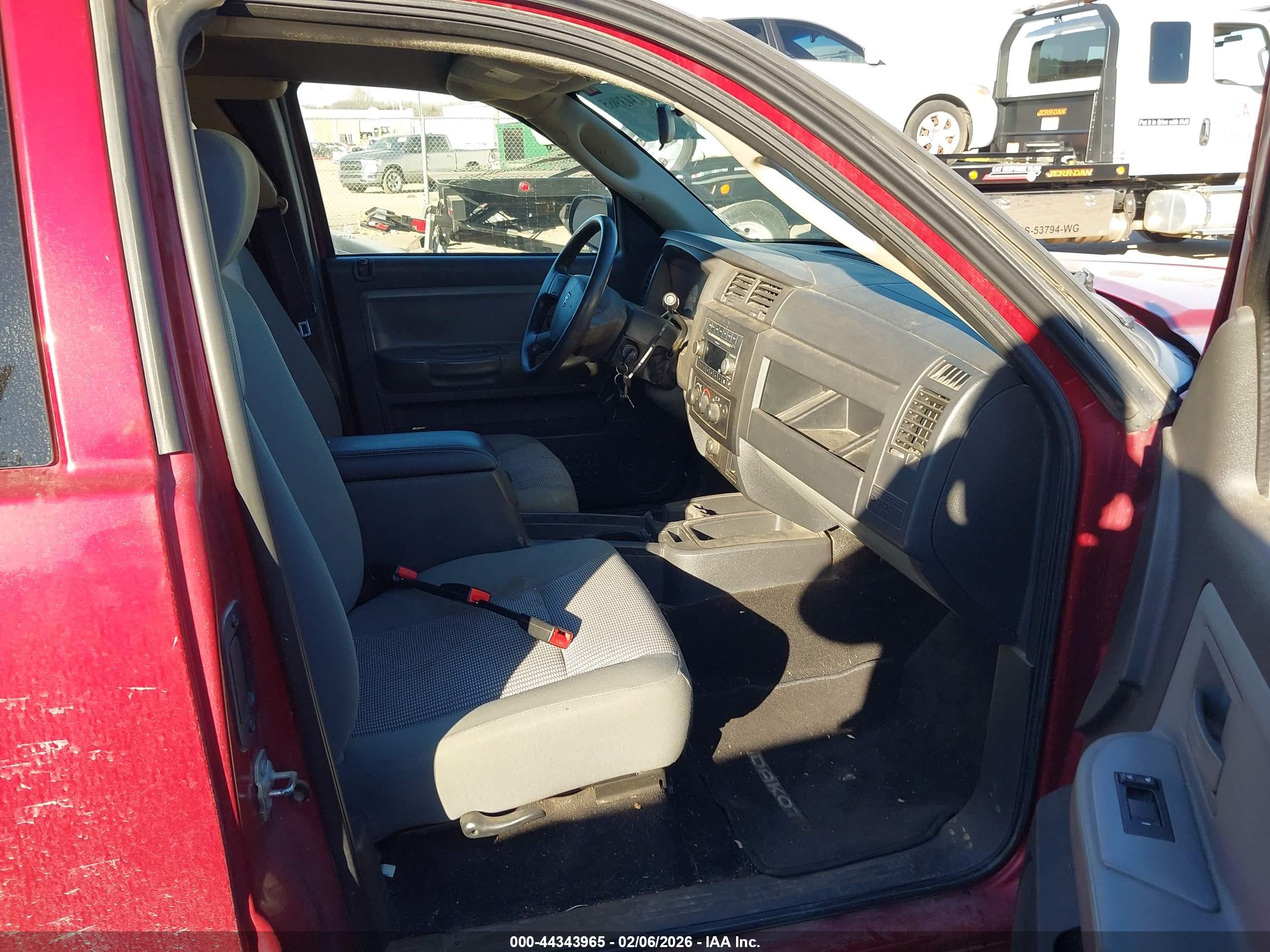 DODGE DAKOTA image 5