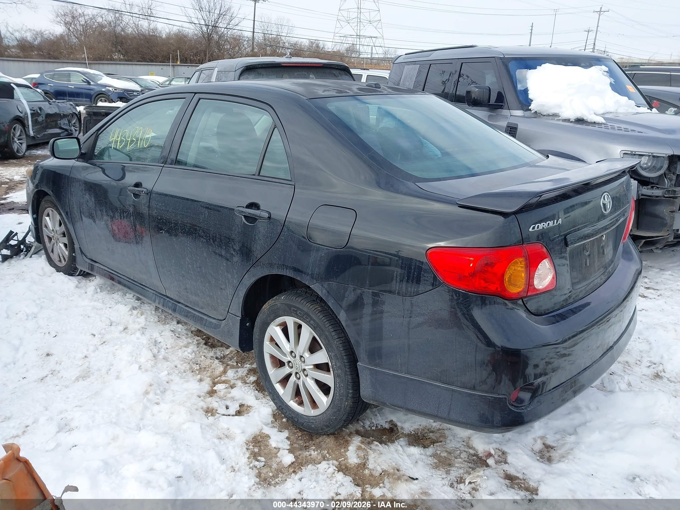 TOYOTA COROLLA image 3