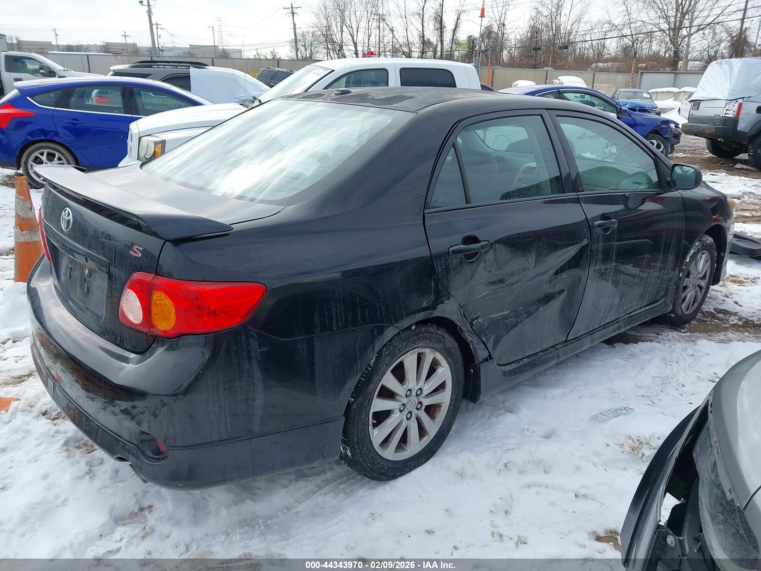 TOYOTA COROLLA image 4