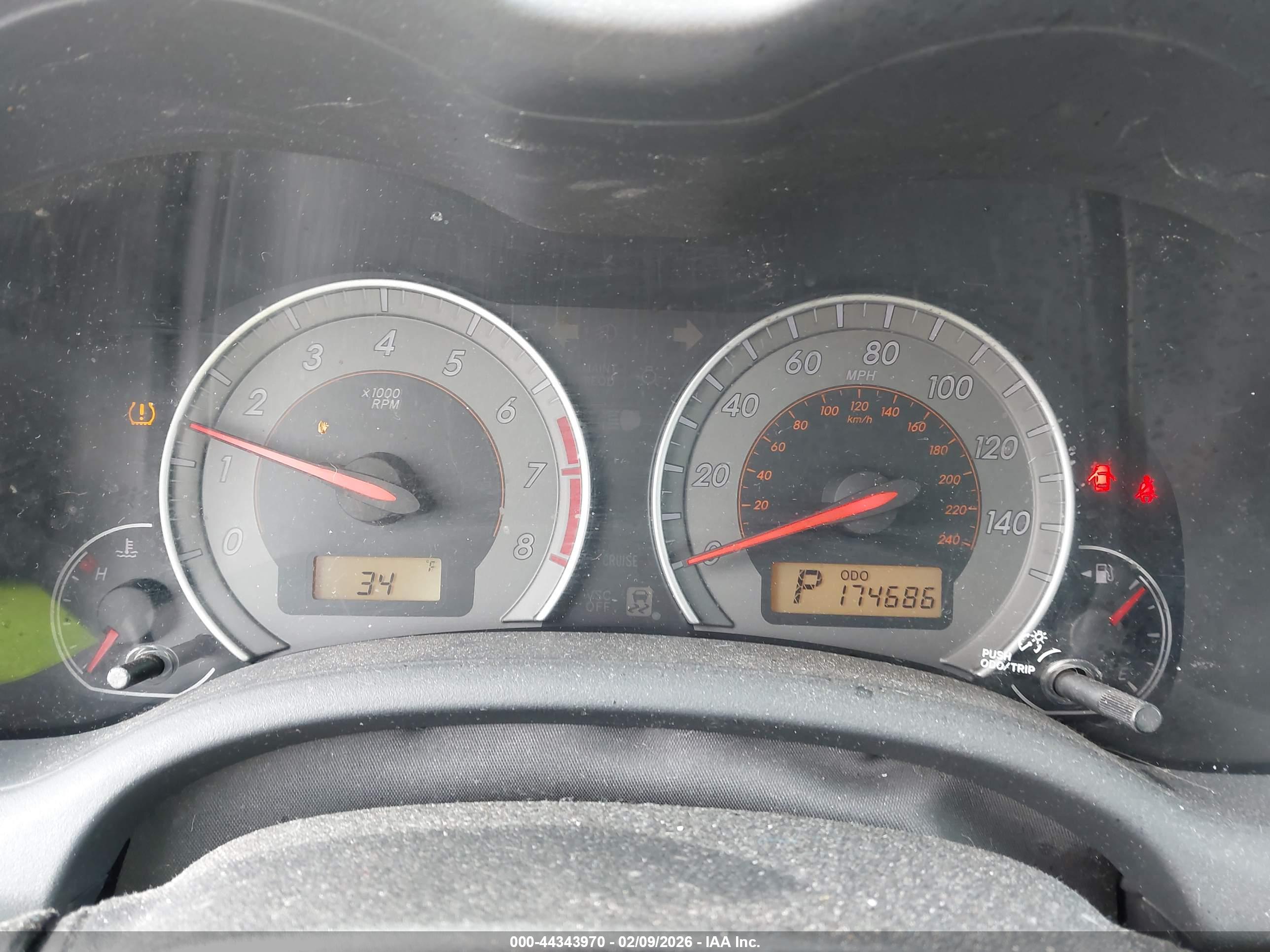 TOYOTA COROLLA image 7