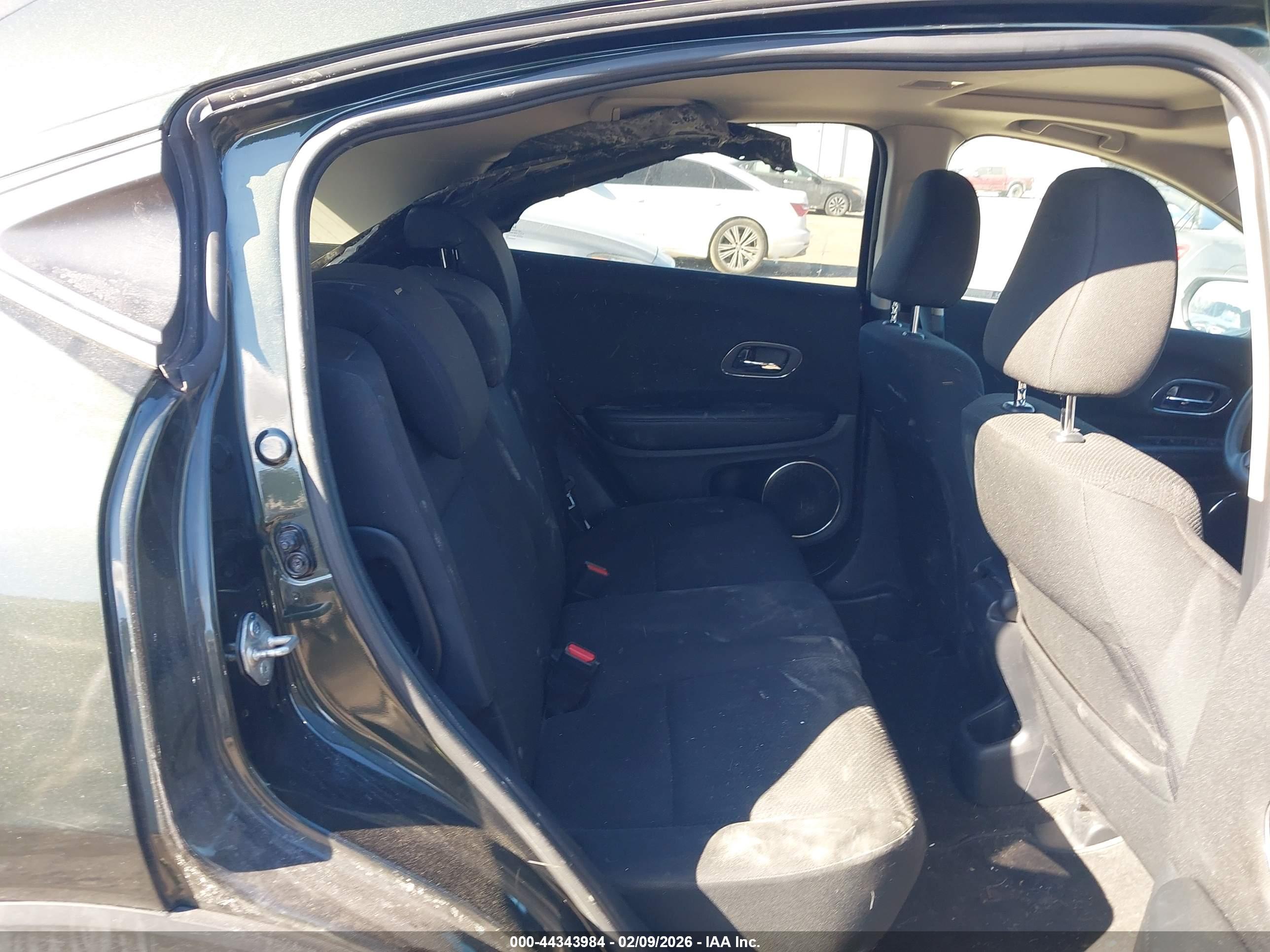 HONDA HR-V image 8