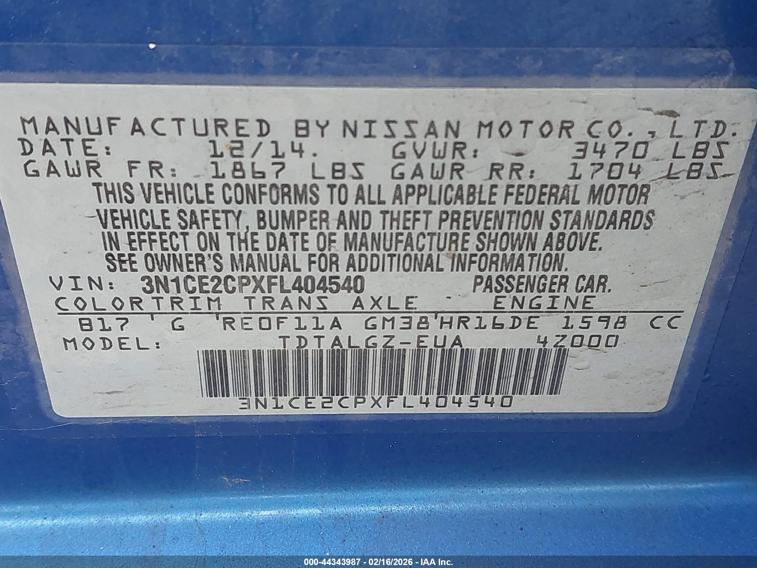 NISSAN VERSA image 9