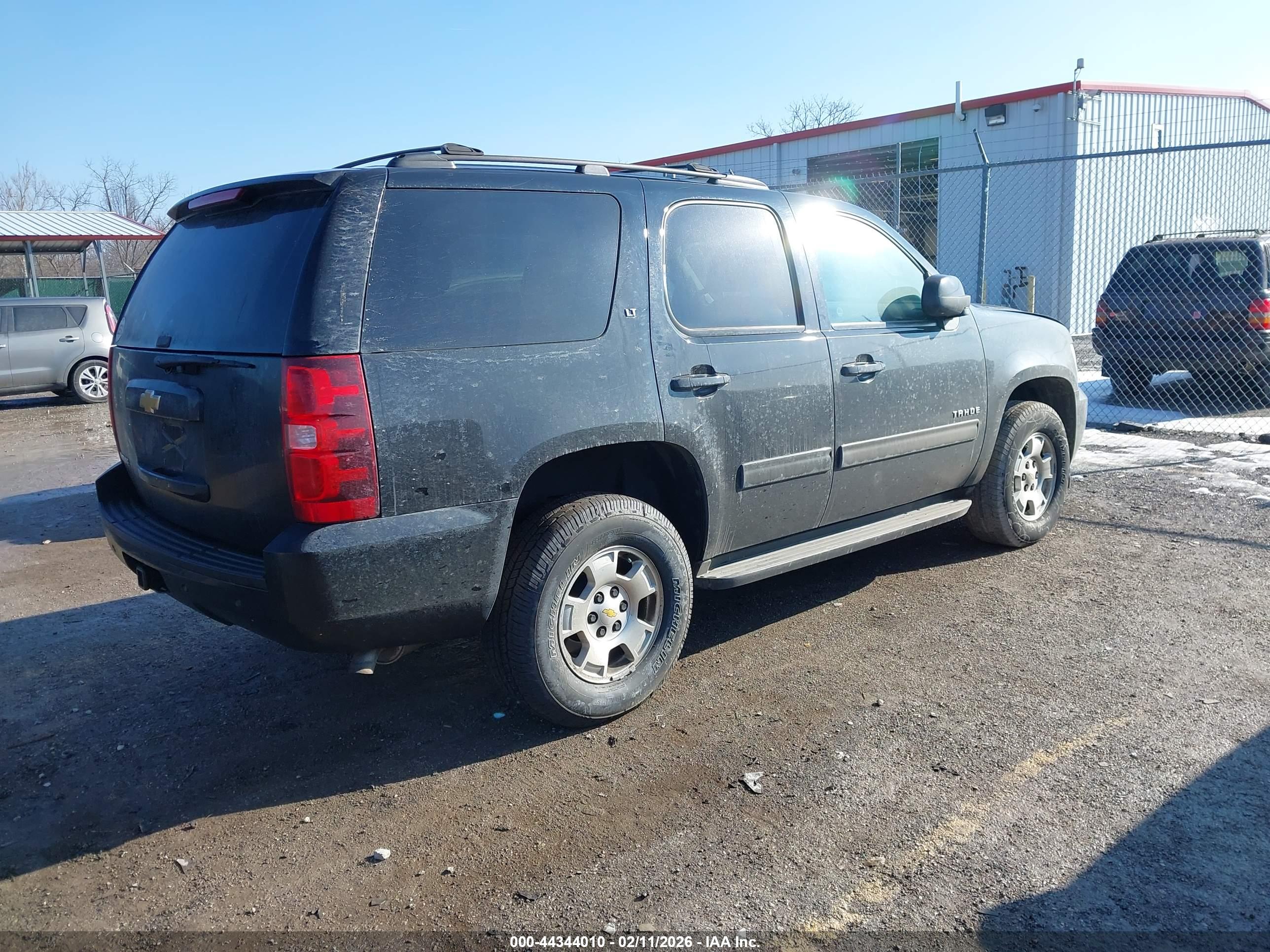 CHEVROLET TAHOE image 4