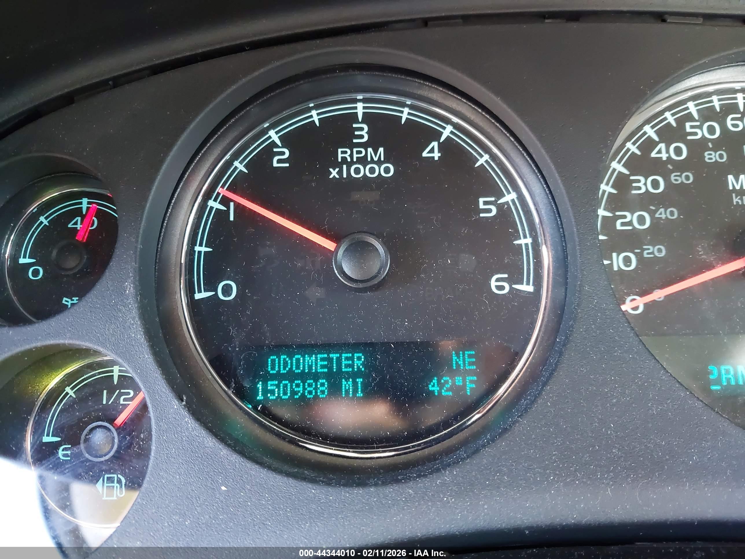 CHEVROLET TAHOE image 7