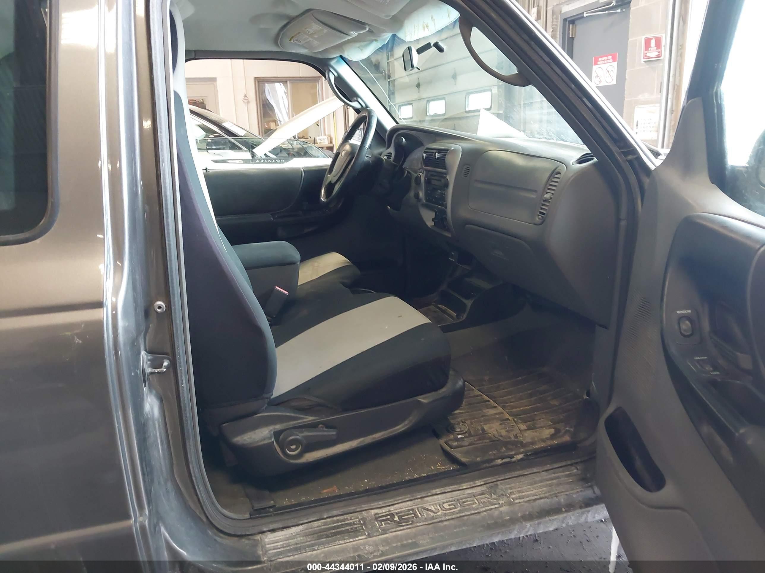 FORD RANGER image 5