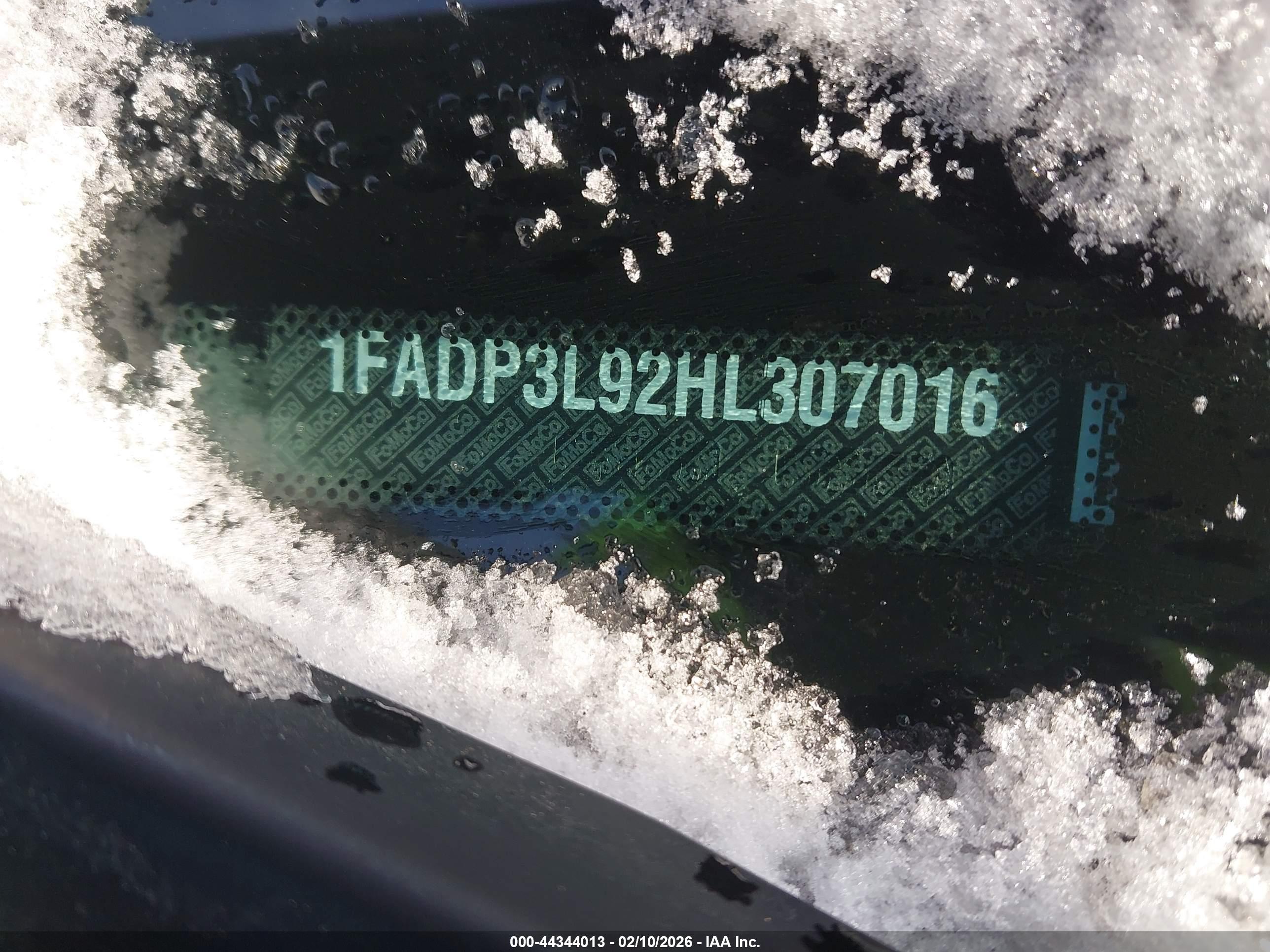 FORD FOCUS image 9