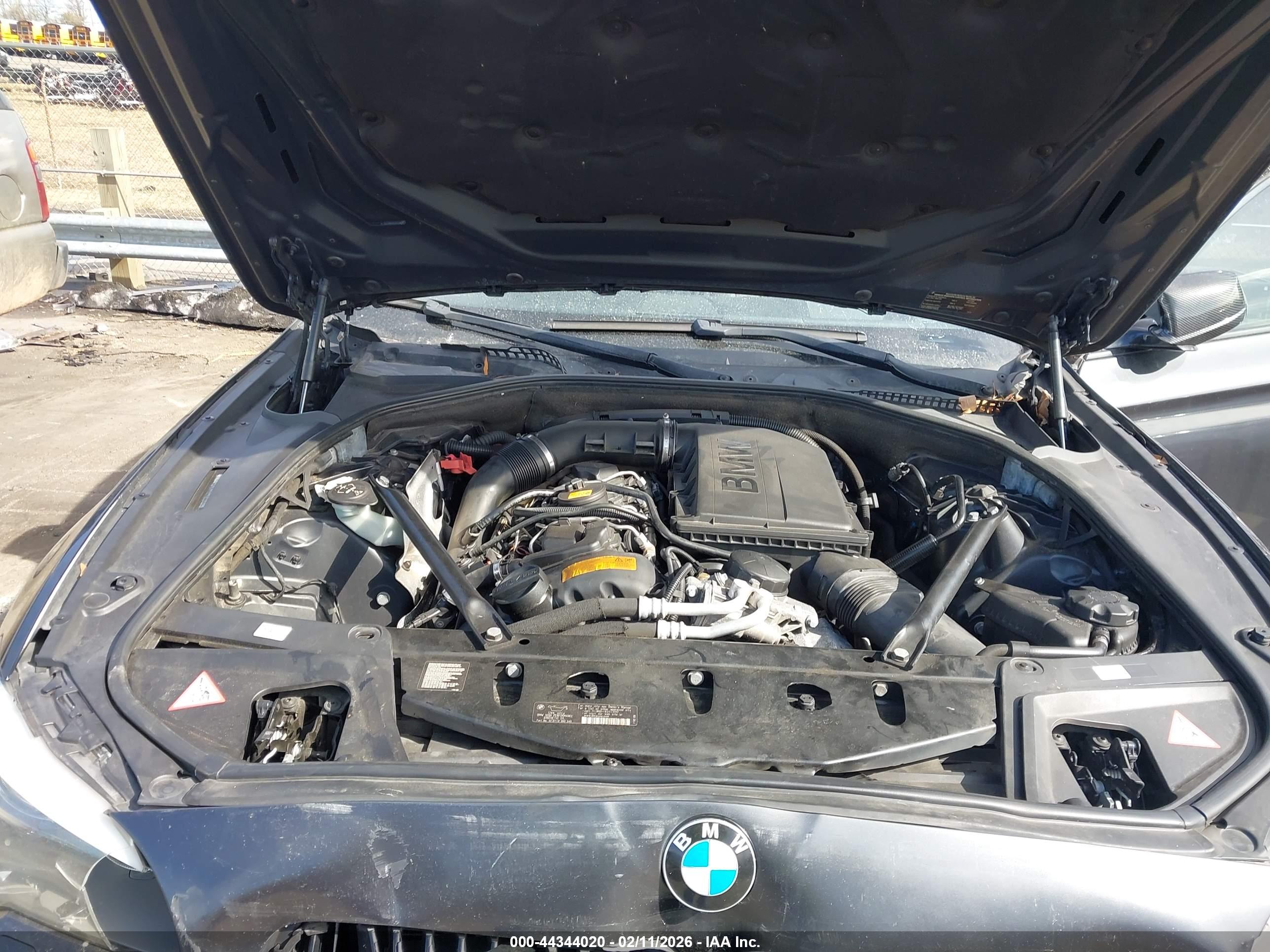 BMW 535I image 10