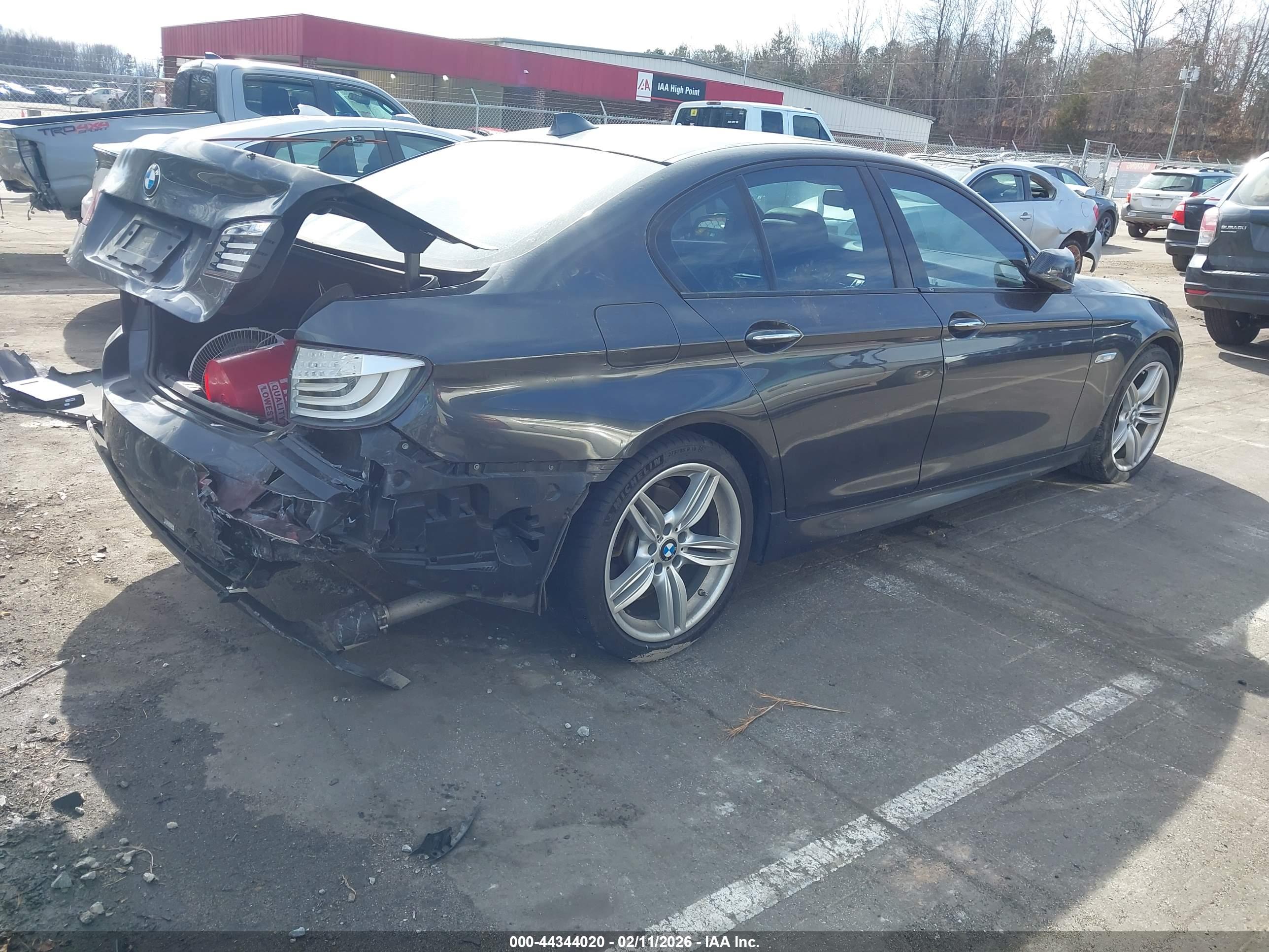 BMW 535I image 4