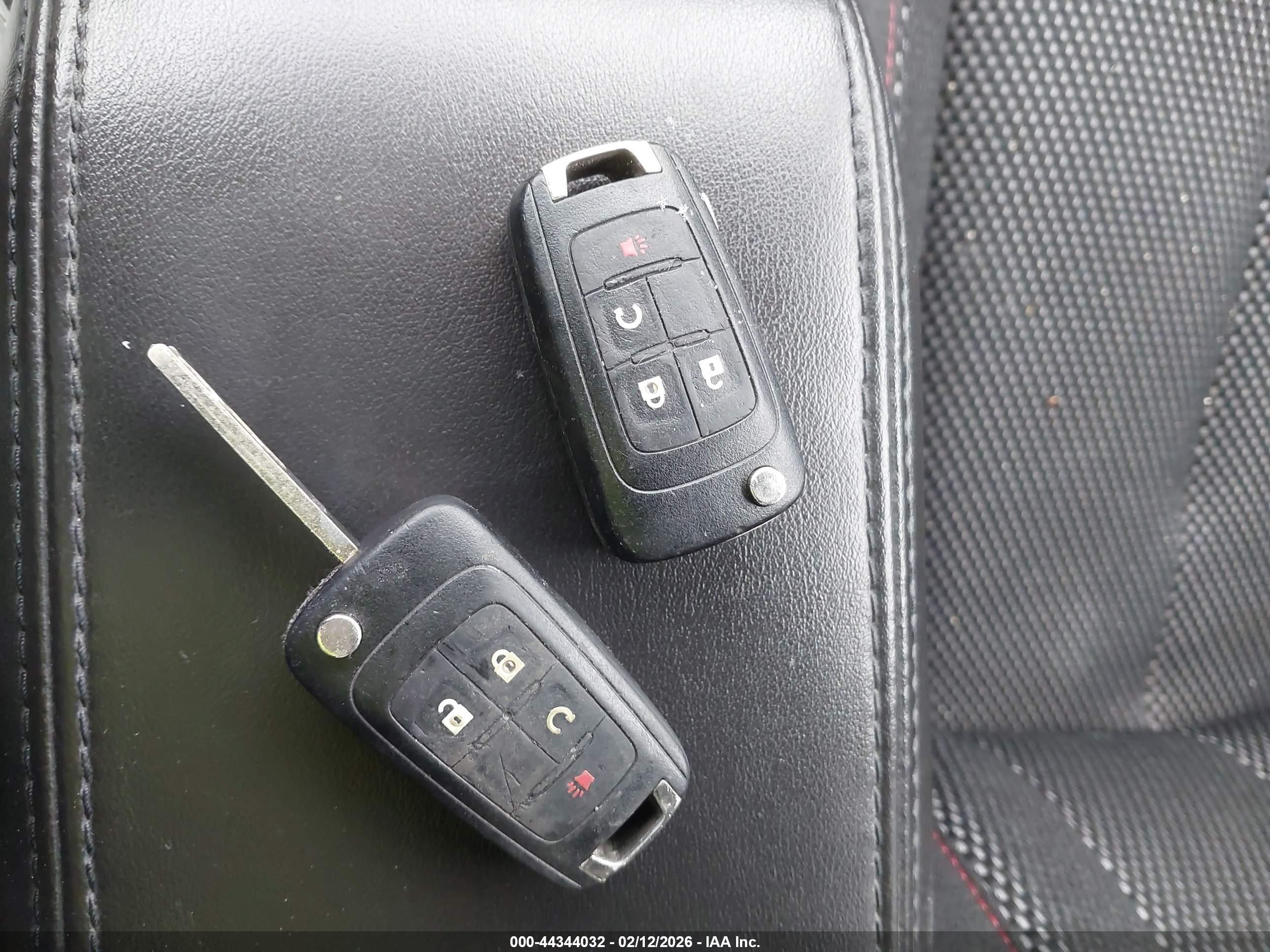 CHEVROLET EQUINOX image 11