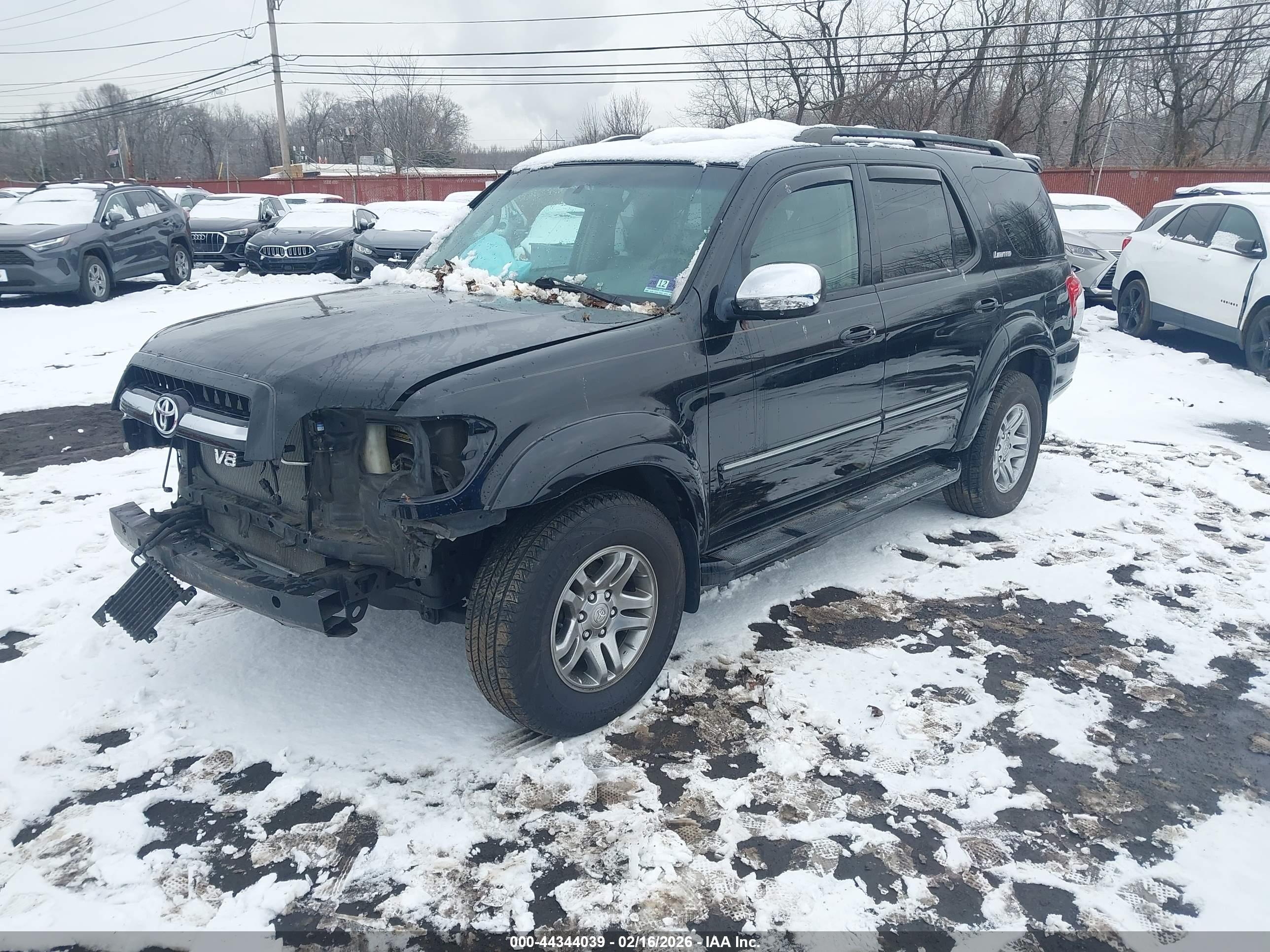 TOYOTA SEQUOIA image 2