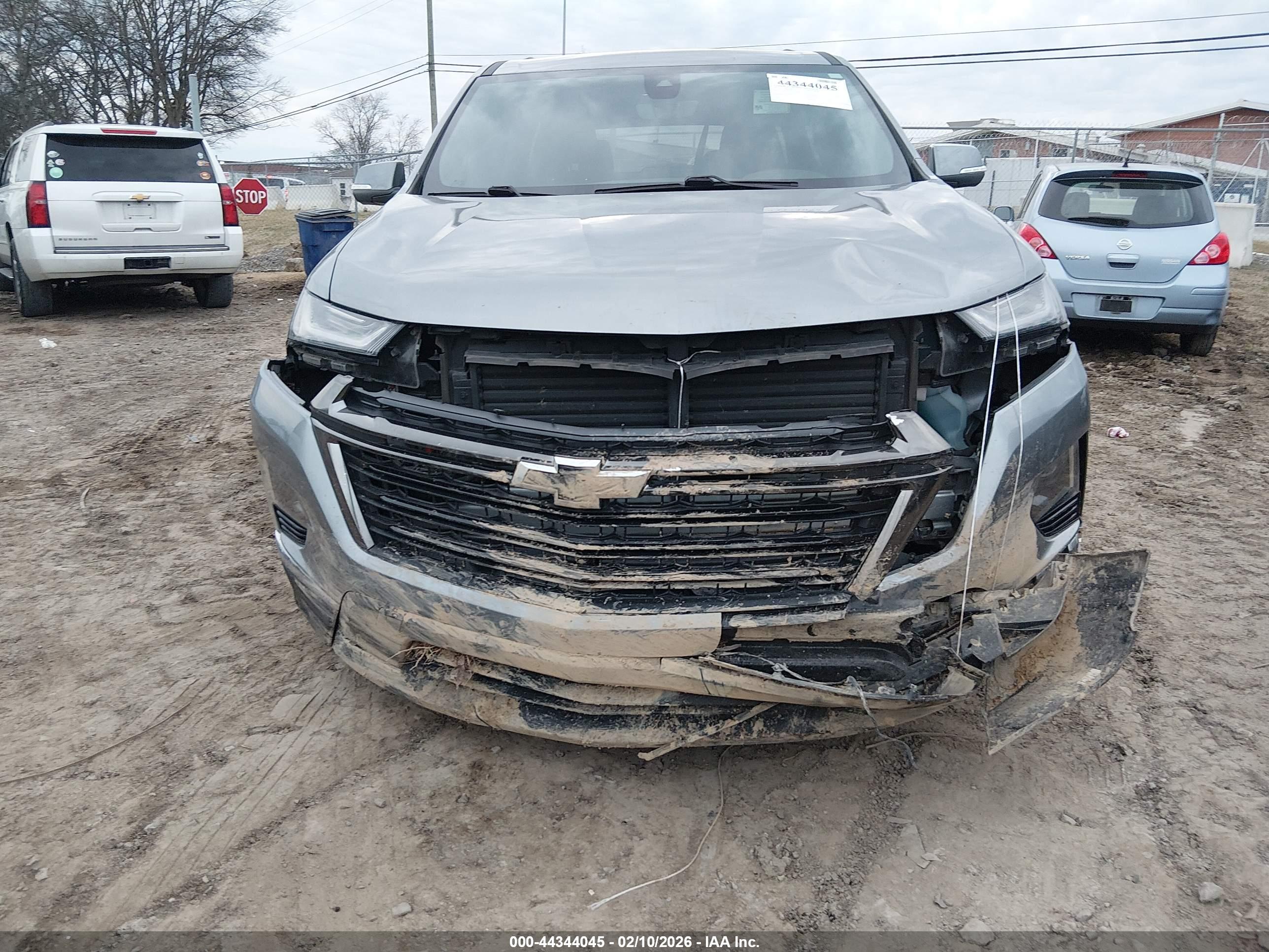 CHEVROLET TRAVERSE image 6