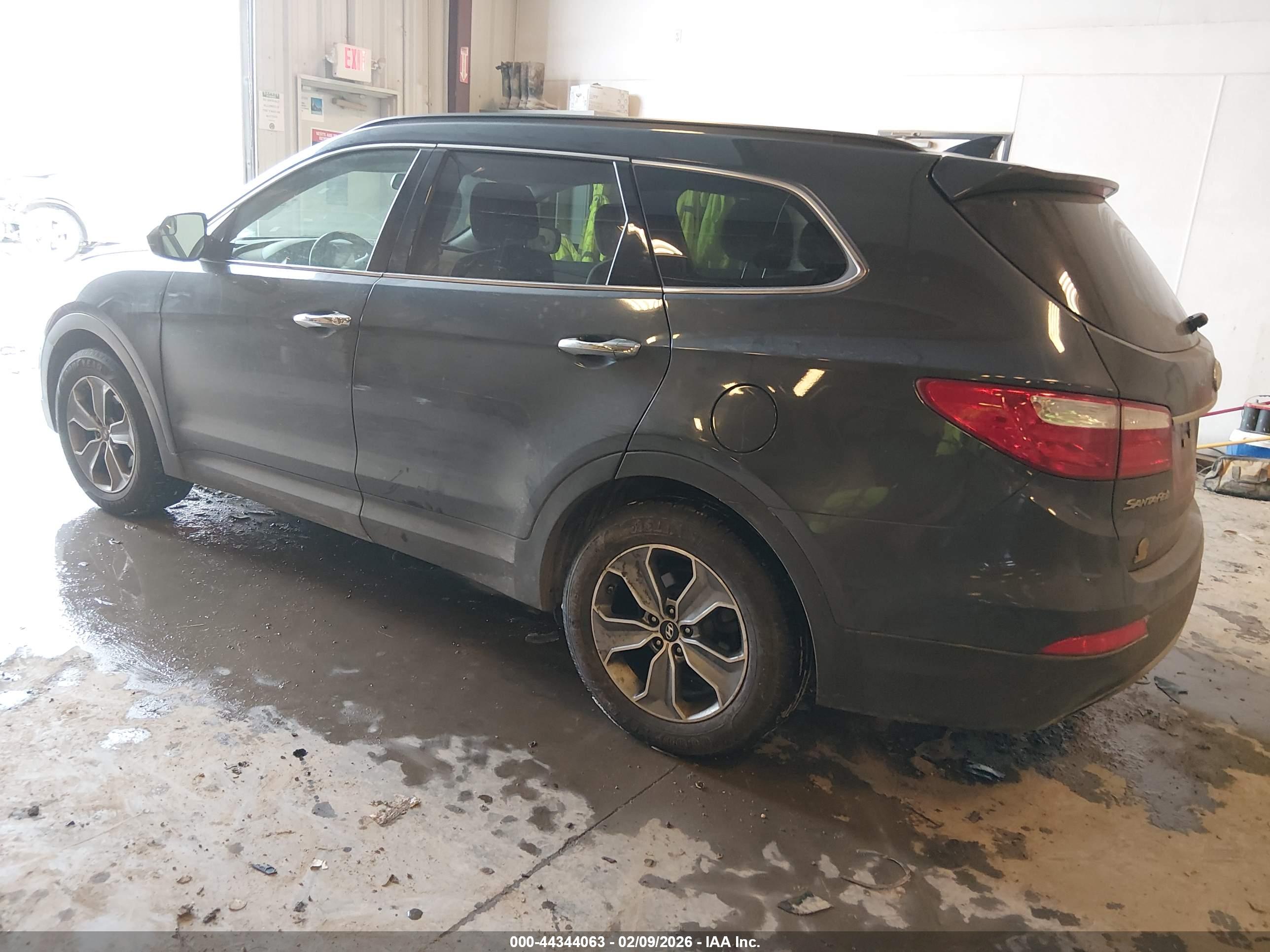 HYUNDAI SANTA image 3