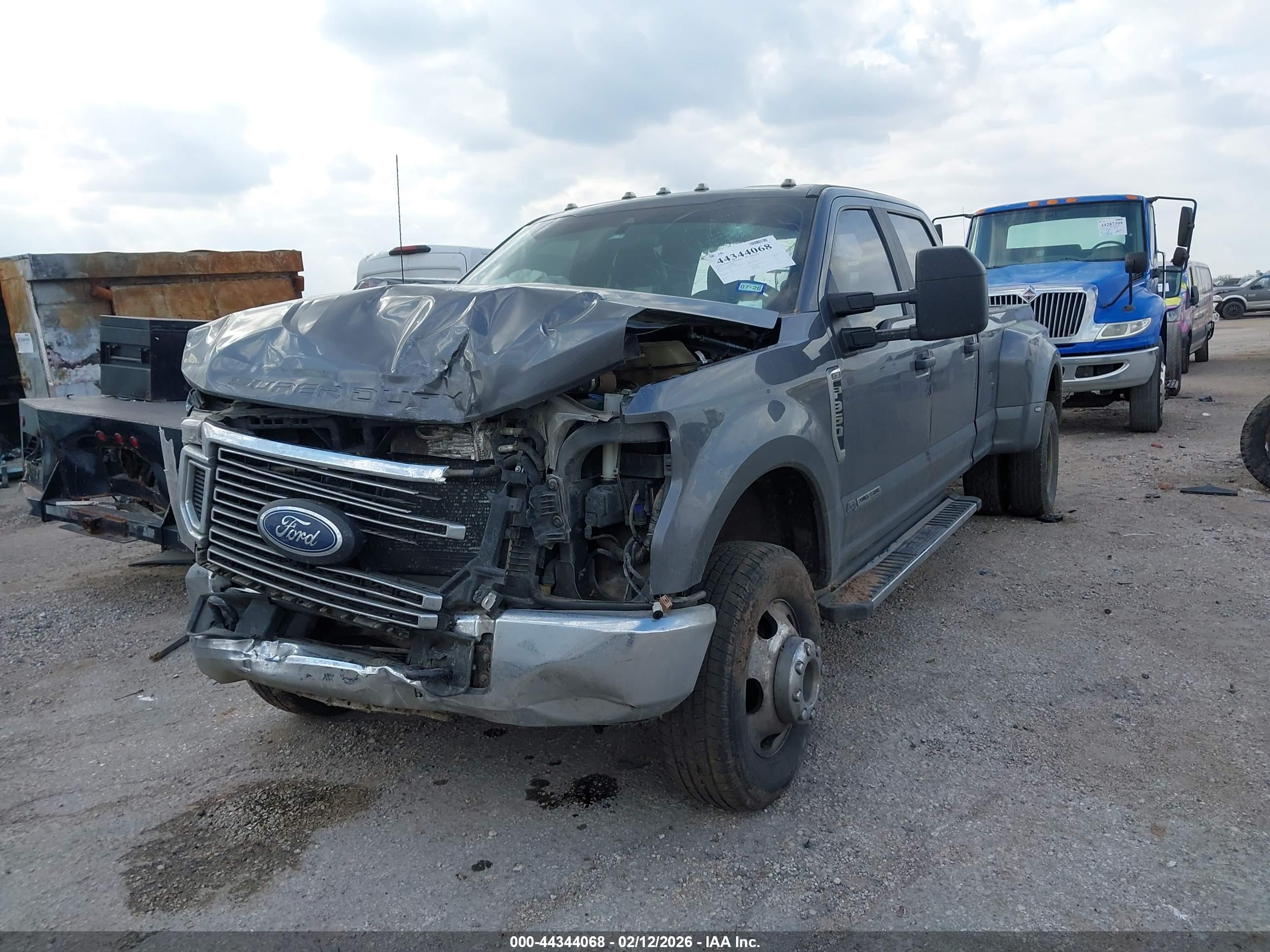 FORD F-350 image 2