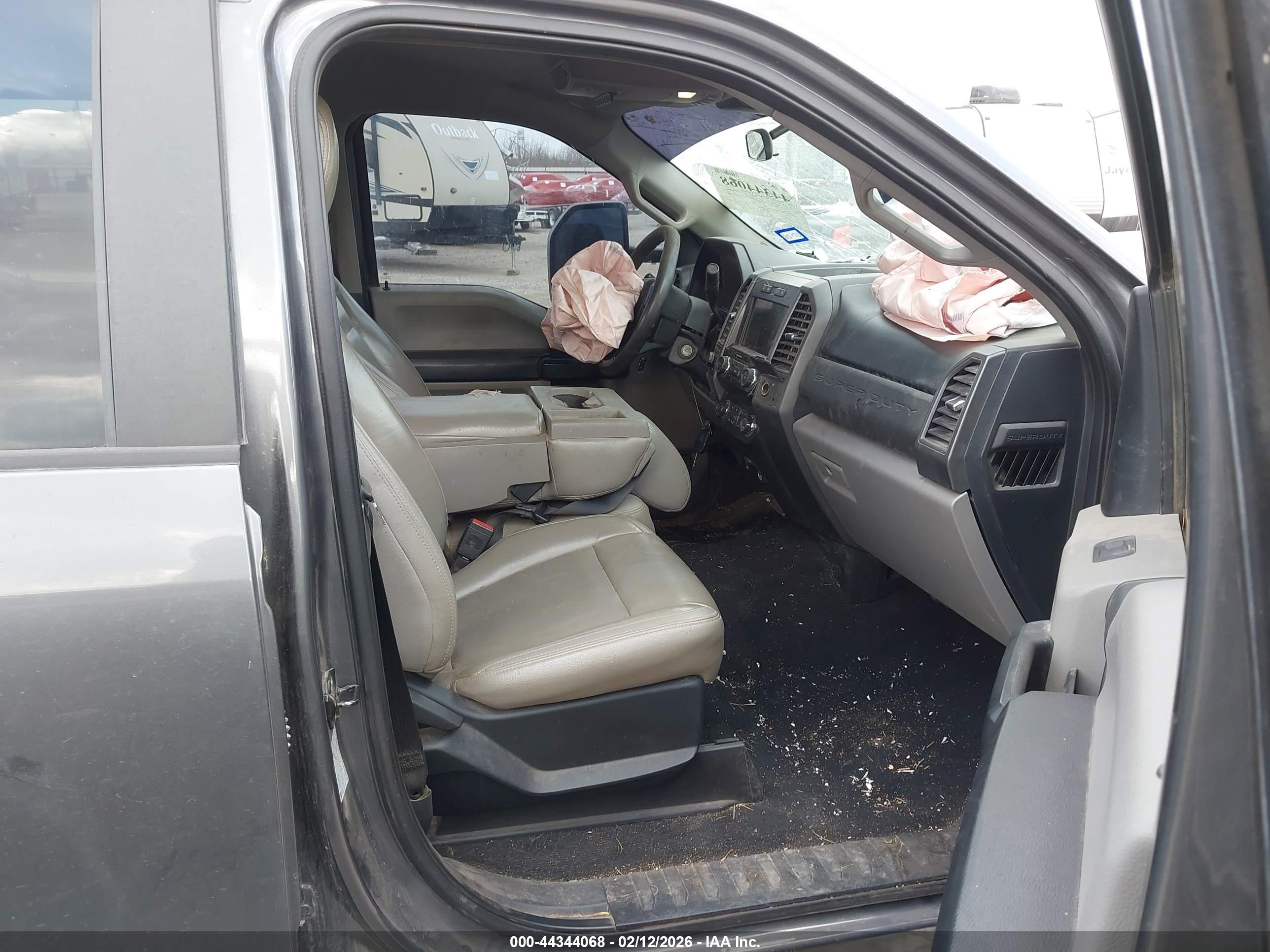 FORD F-350 image 8