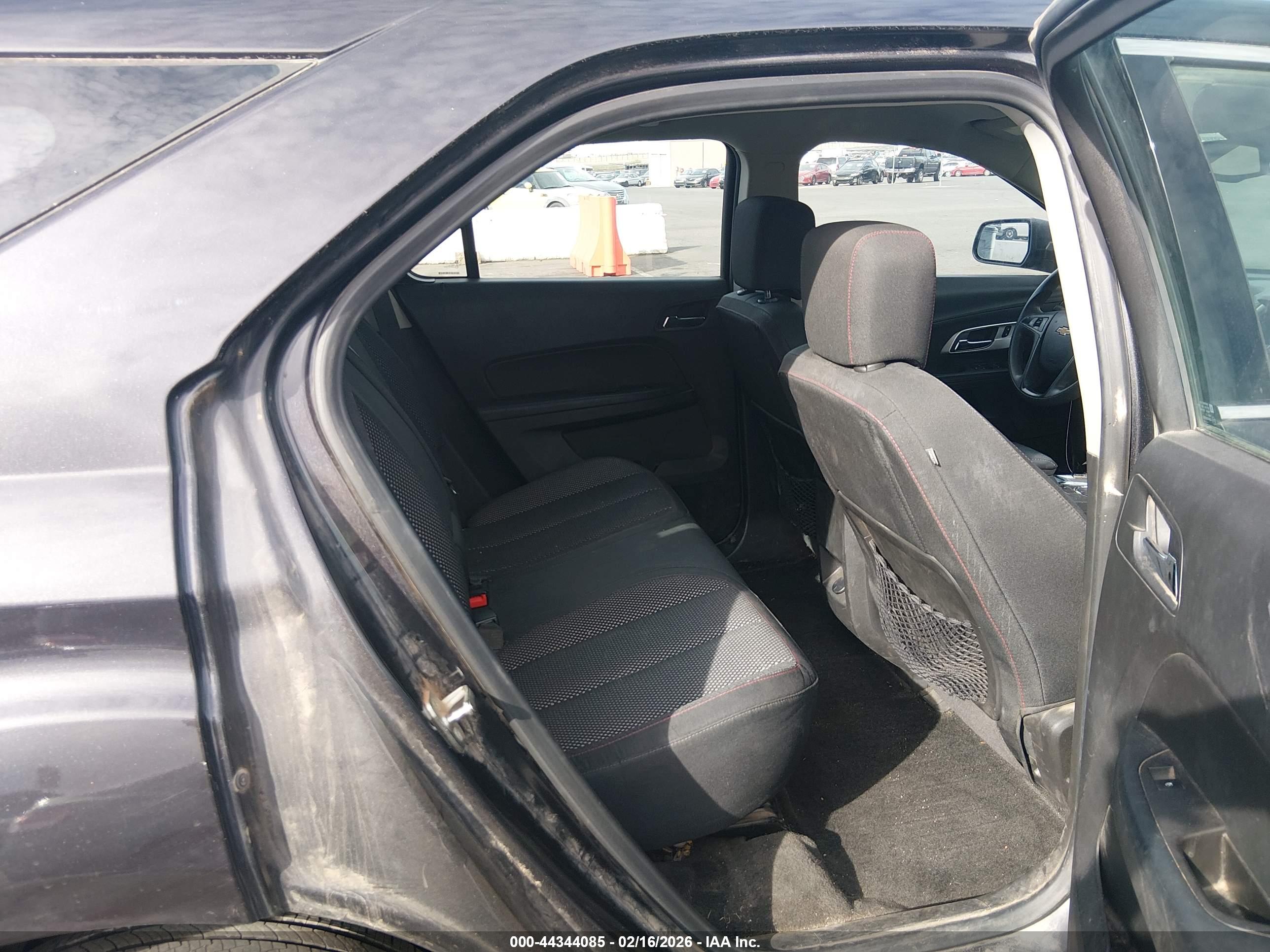 CHEVROLET EQUINOX image 8