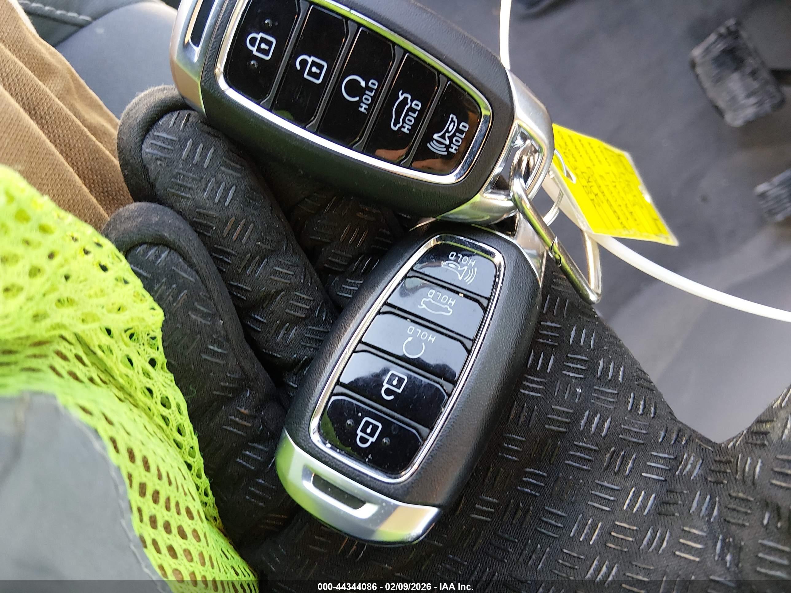 HYUNDAI ELANTRA image 11