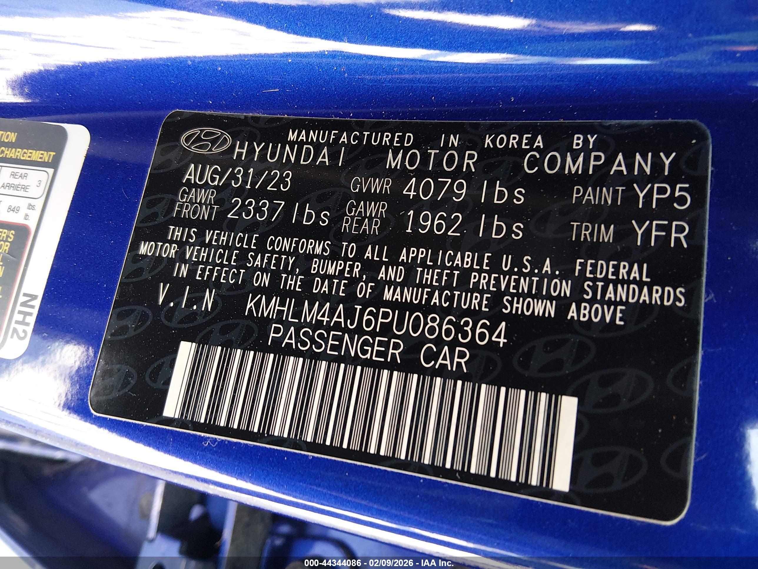 HYUNDAI ELANTRA image 9