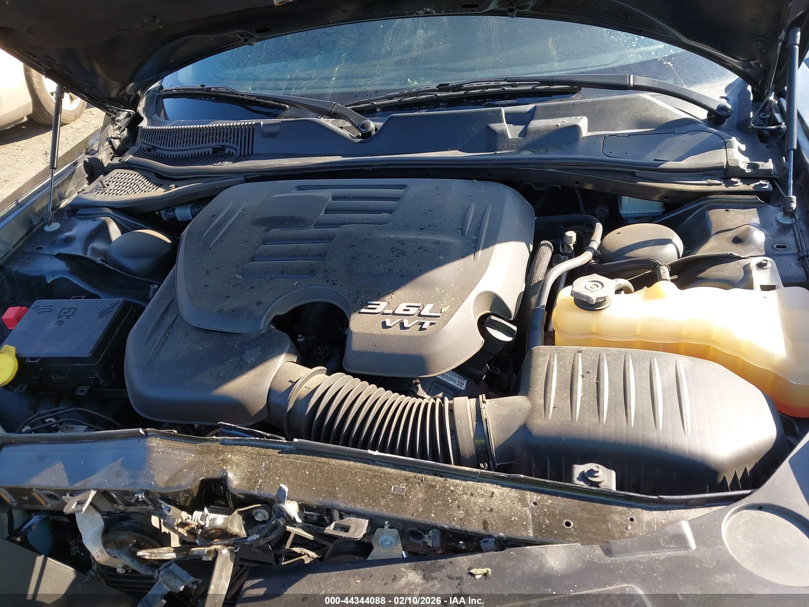 DODGE CHALLENGER image 10