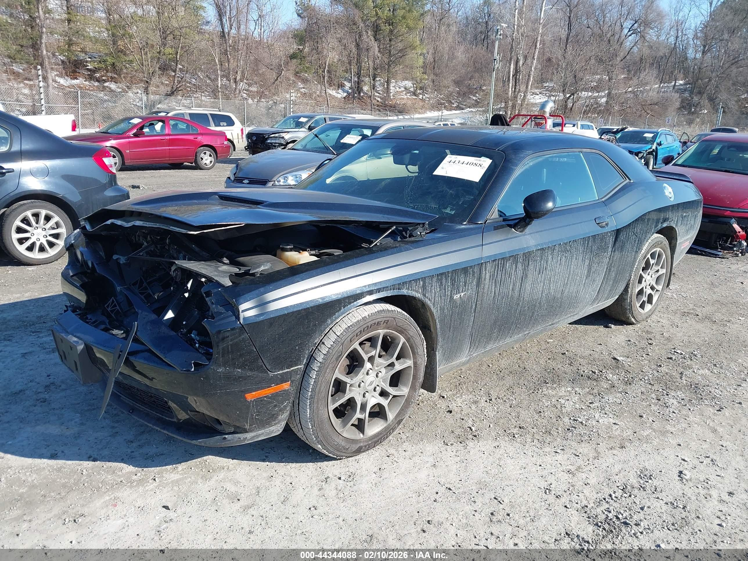 DODGE CHALLENGER image 2