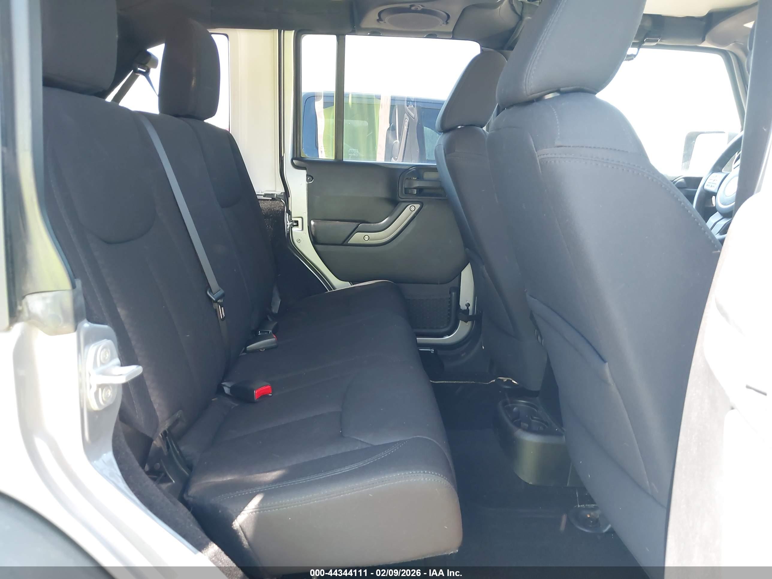 JEEP WRANGLER image 8